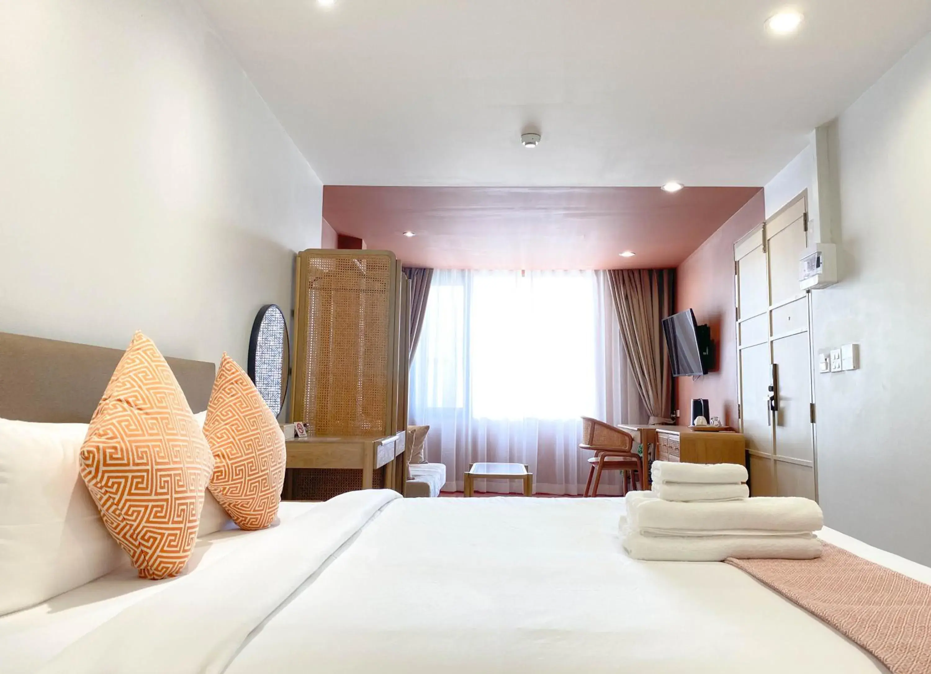 Deluxe Queen Suite in SO Zen Hotel Silom Bangkok Deluxe Queen Suite in SO Zen Hotel Silom Bangkok