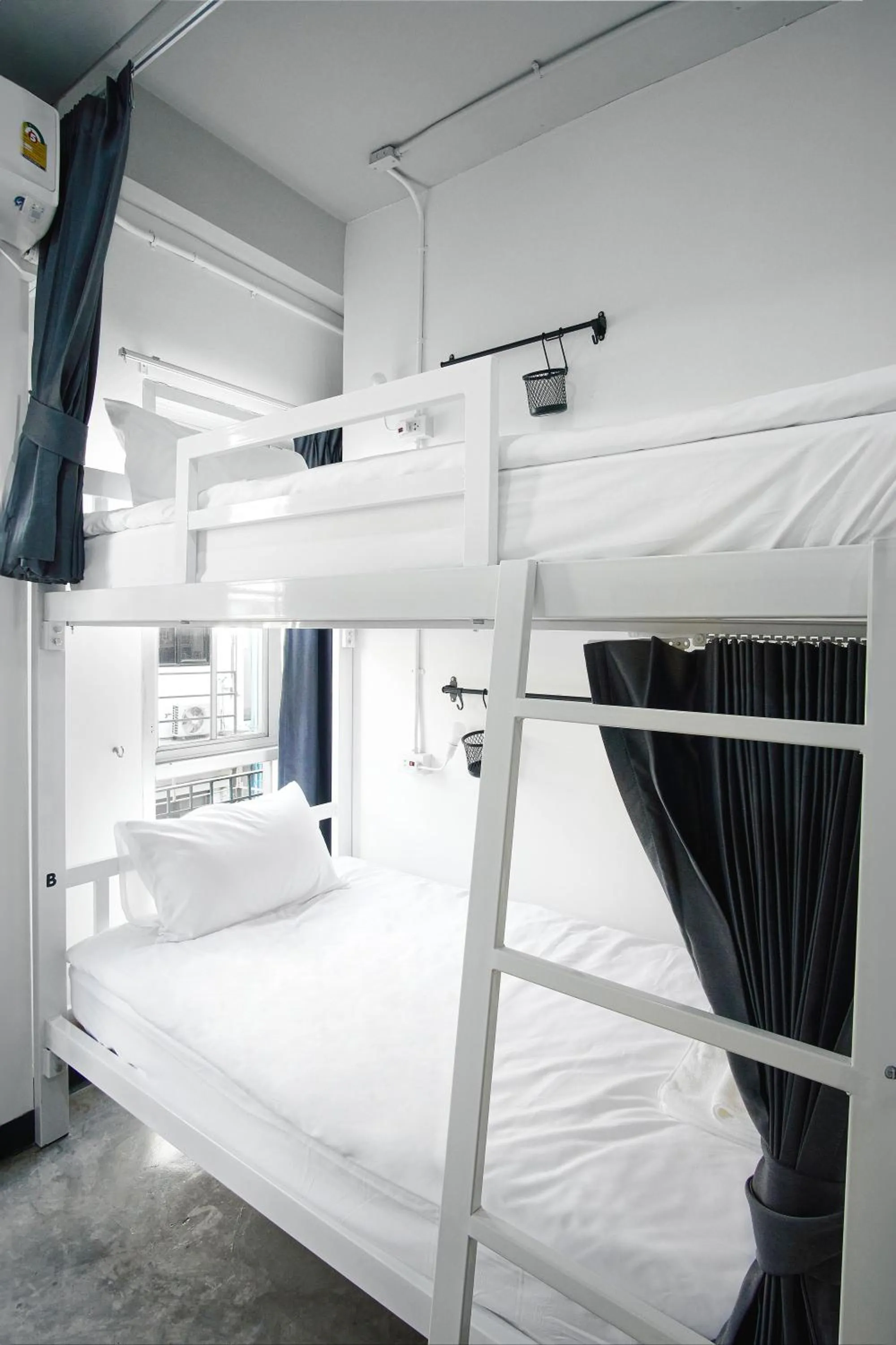 bunk bed, Bed in G5 Hostel