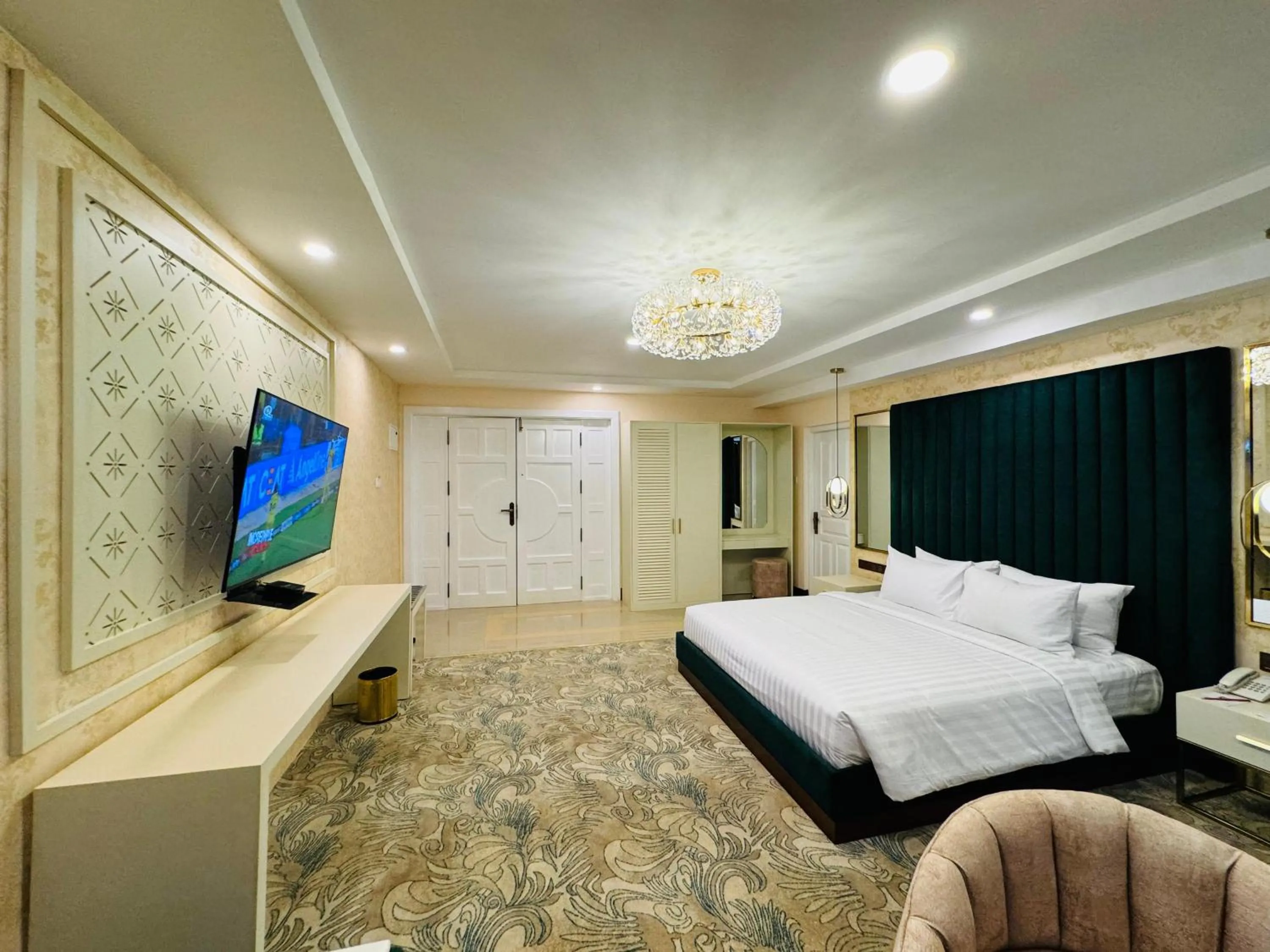 Bedroom, Bed in Devon Rest