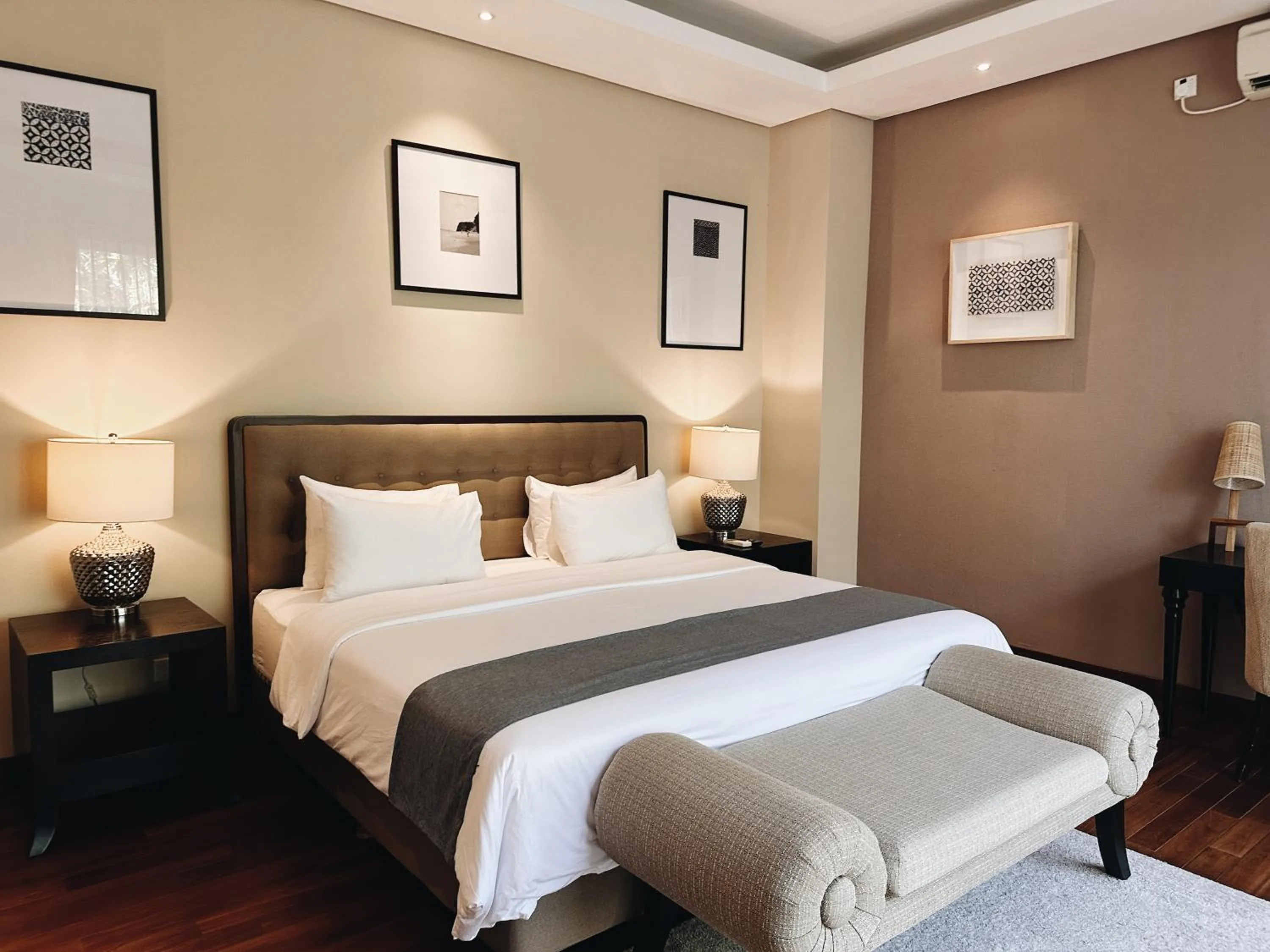 Bed in Kula Kara Villas Uluwatu