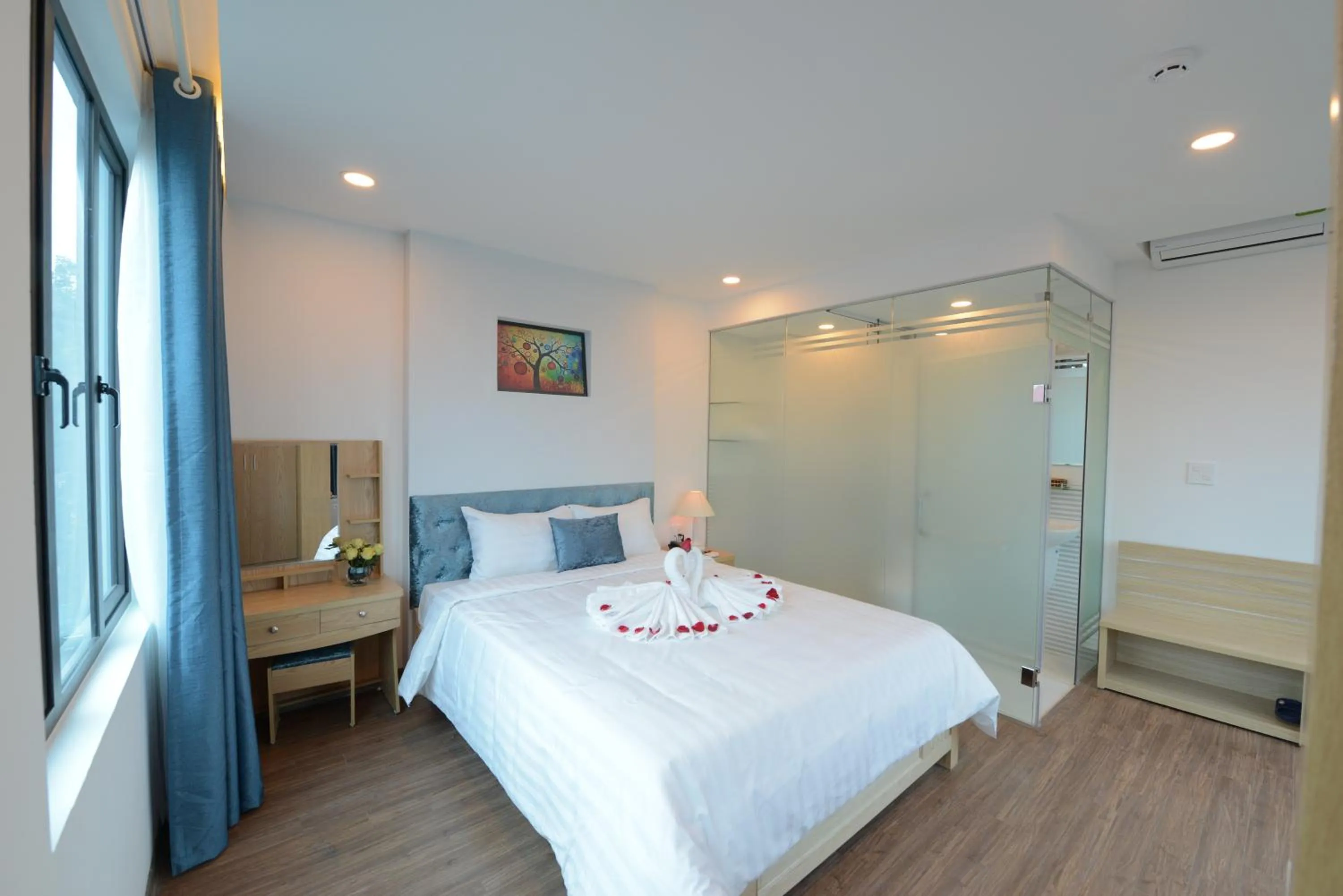 Photo of the whole room, Bed in Hanoi Prime Garden Hotel & Spa