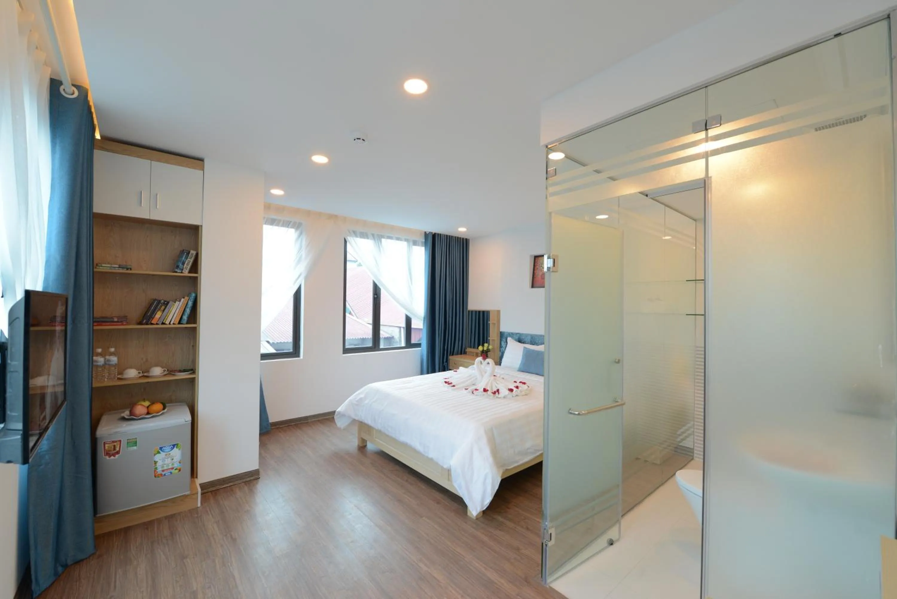 Photo of the whole room, Bed in Hanoi Prime Garden Hotel & Spa