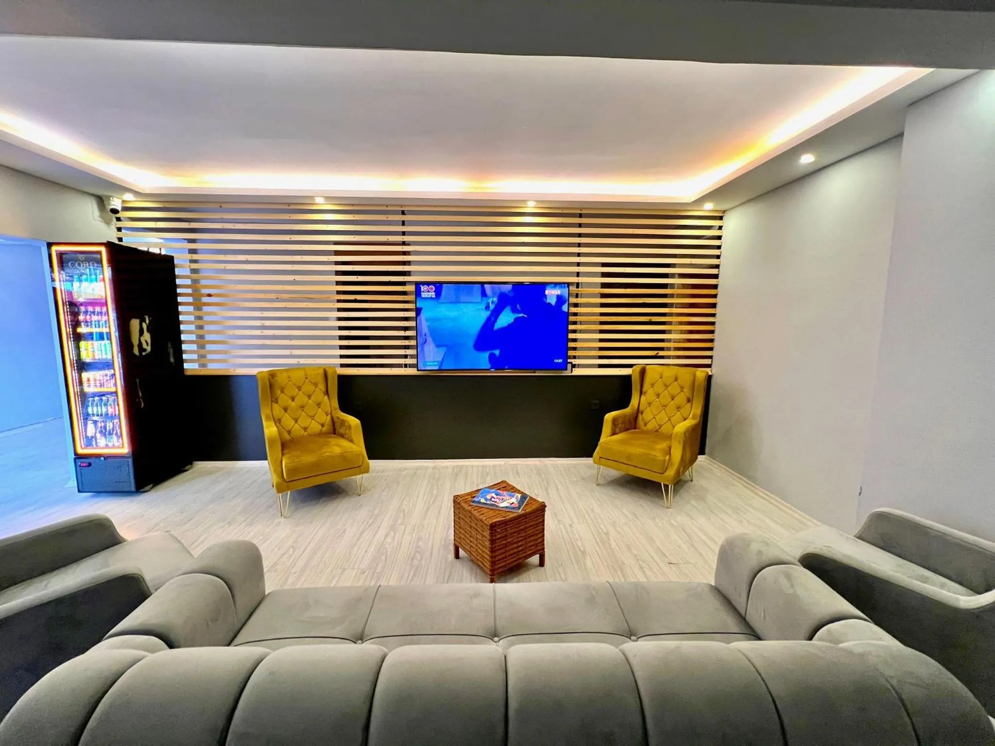 Communal lounge/ TV room in Cord Hotel & Resort