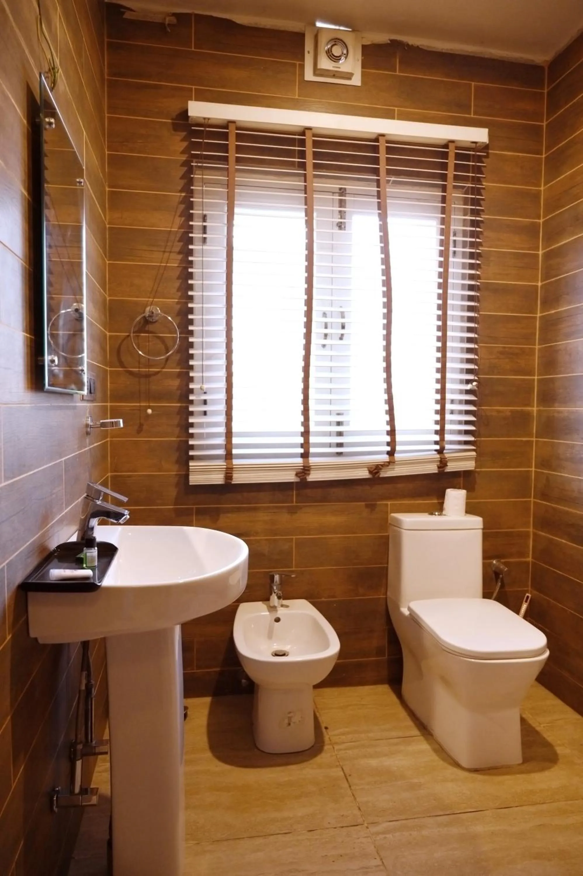 Toilet in The GoodFind Residency