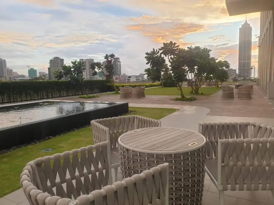 Garden in Luxe Colombo Heights