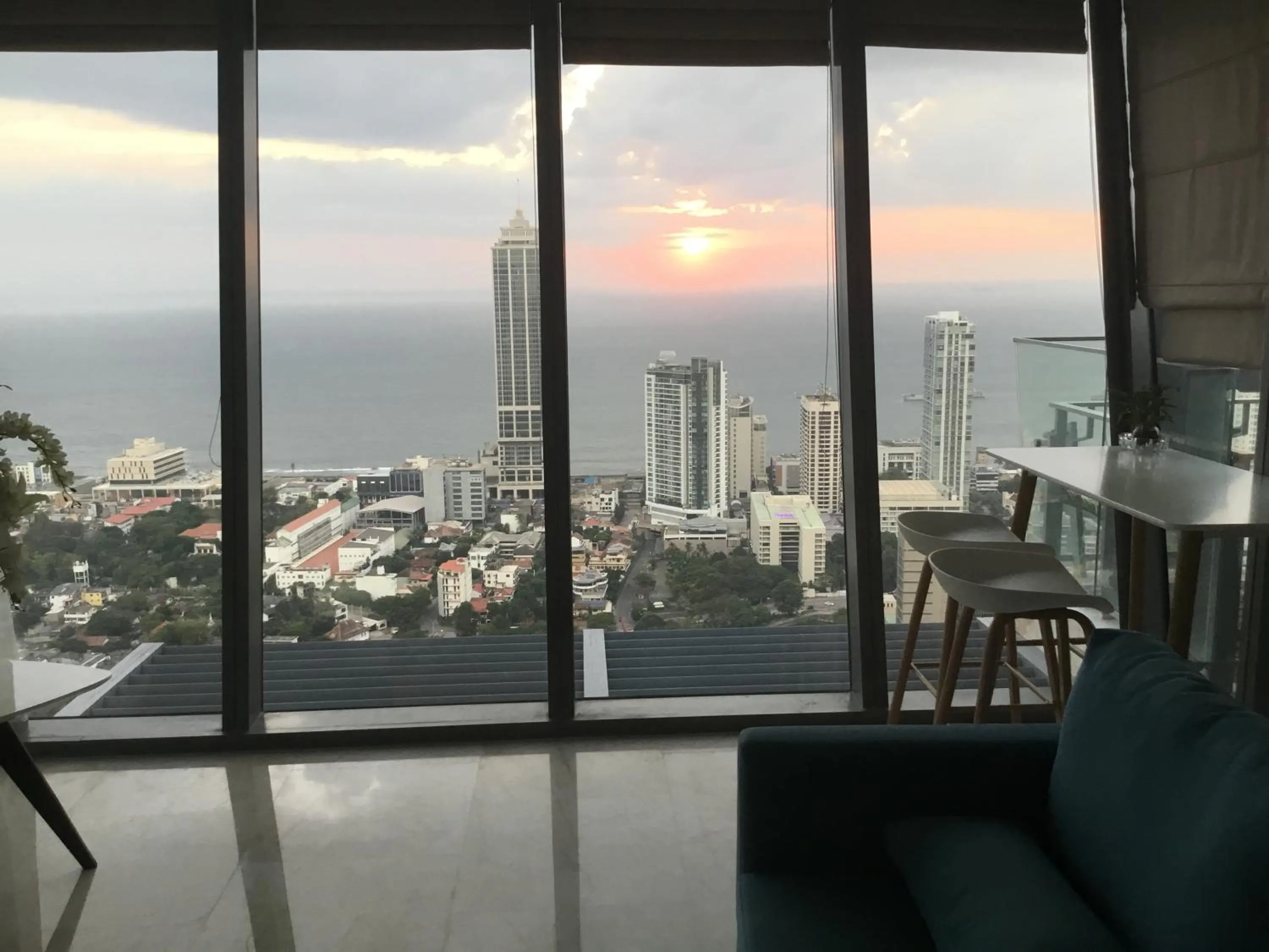 Luxe Colombo Heights