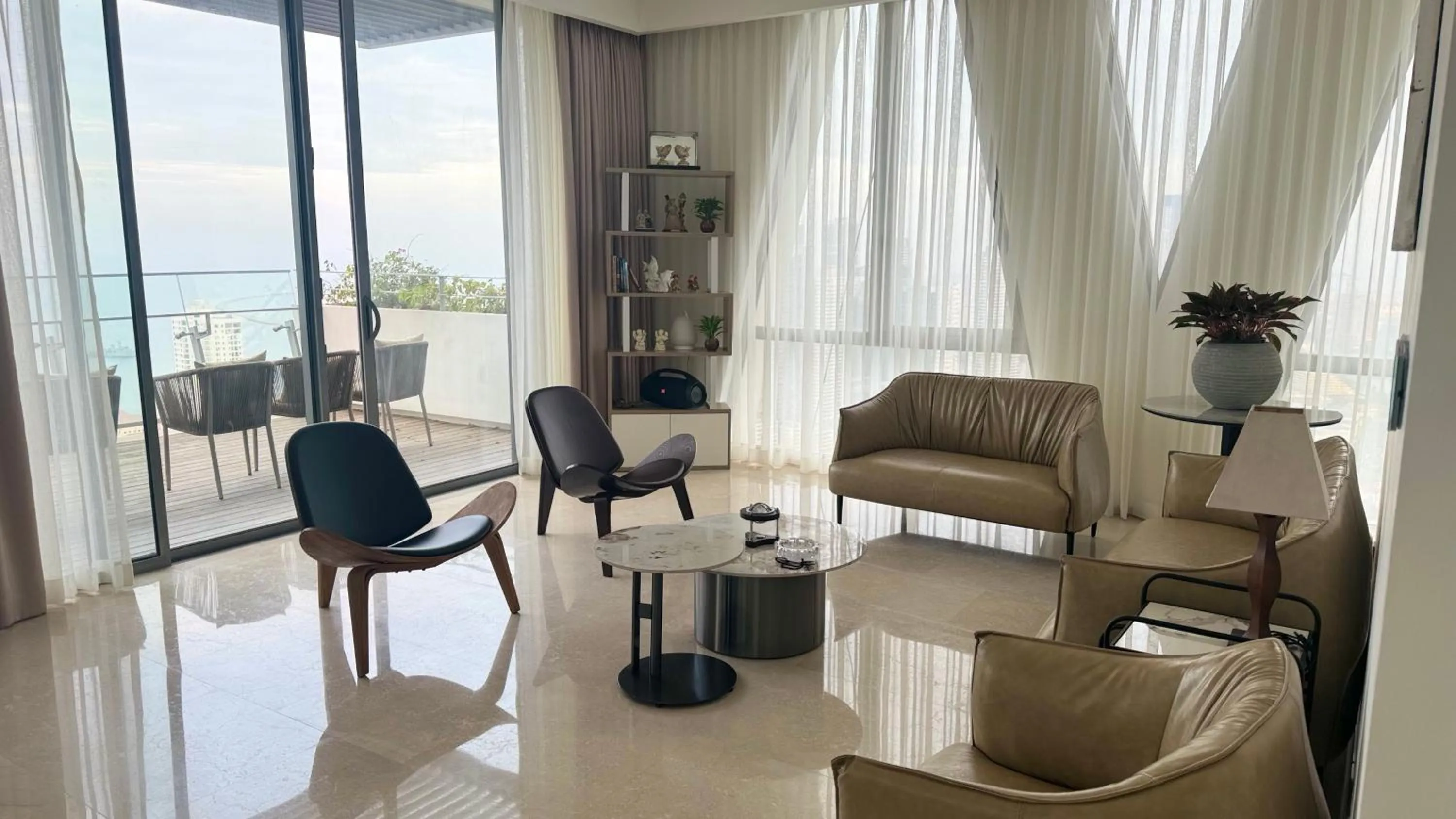 Luxe Colombo Heights