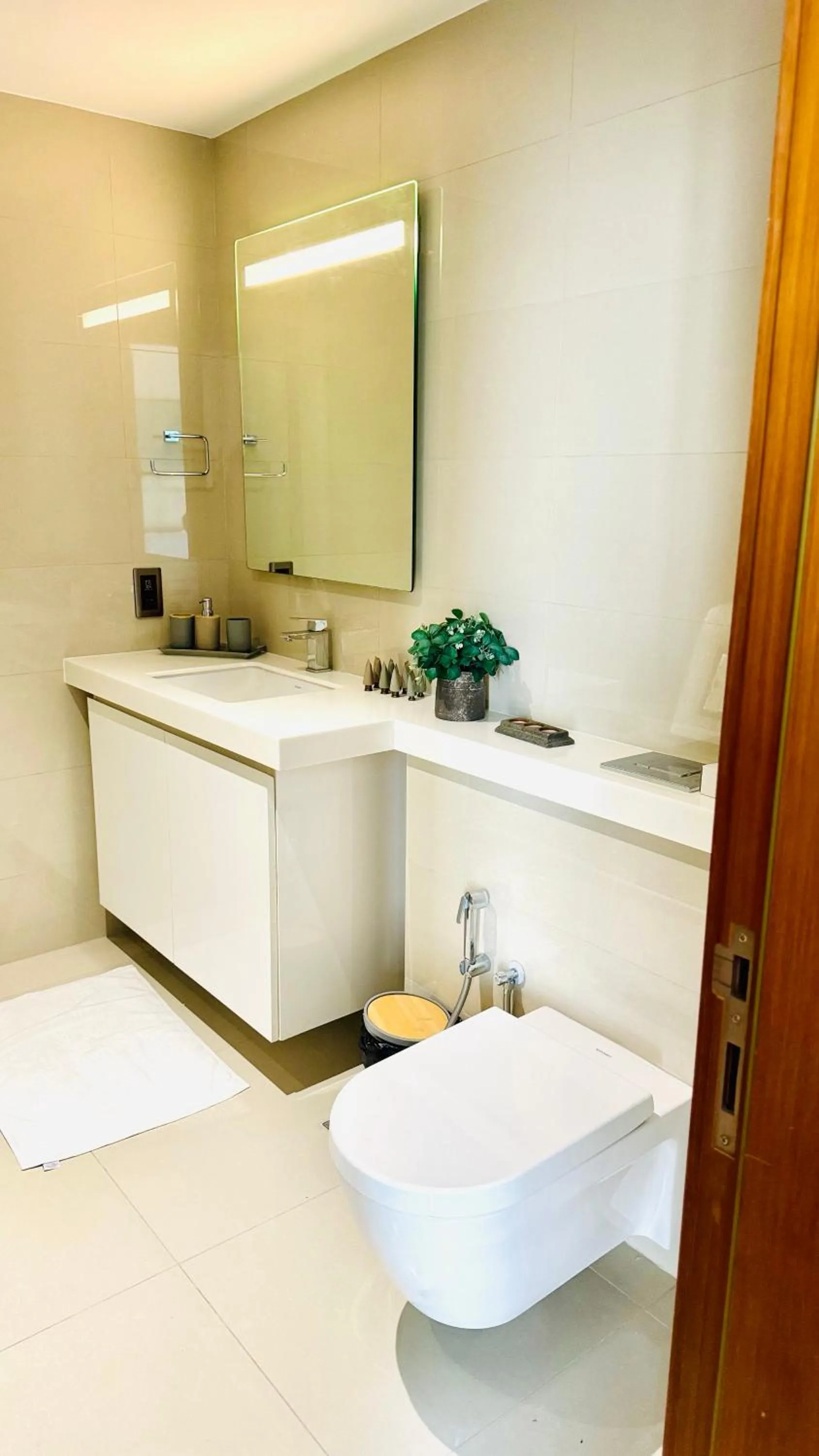 Toilet in Luxe Colombo Heights