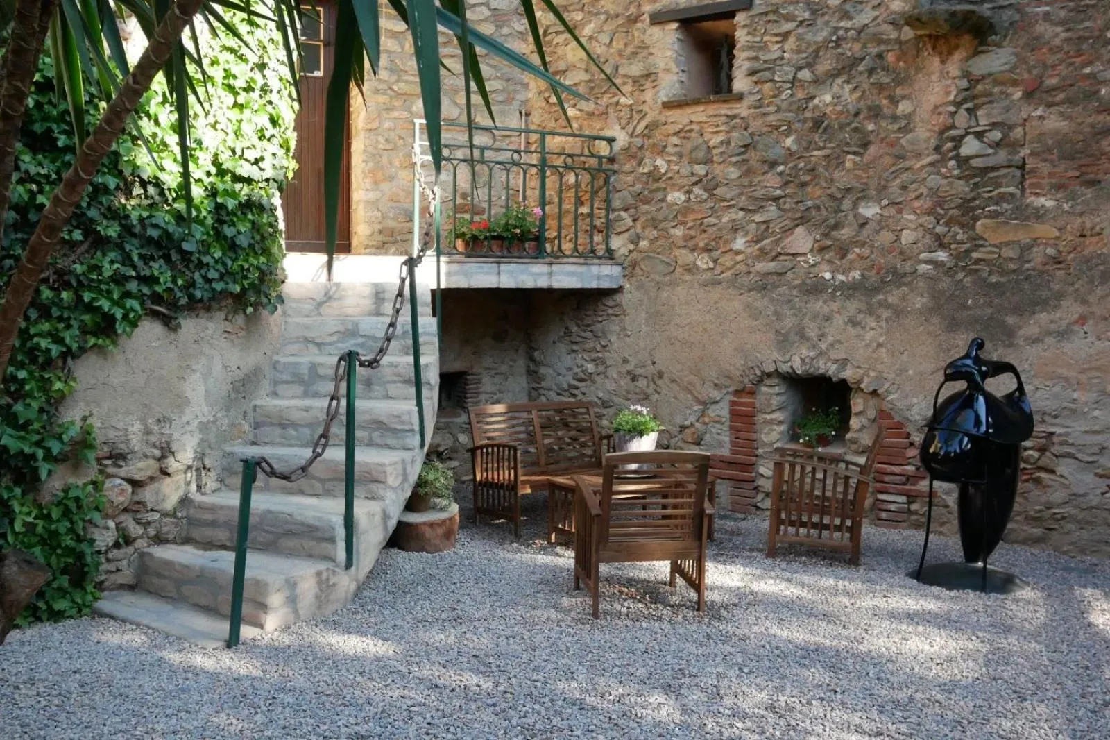 Garden in Mas Peu Del Causse