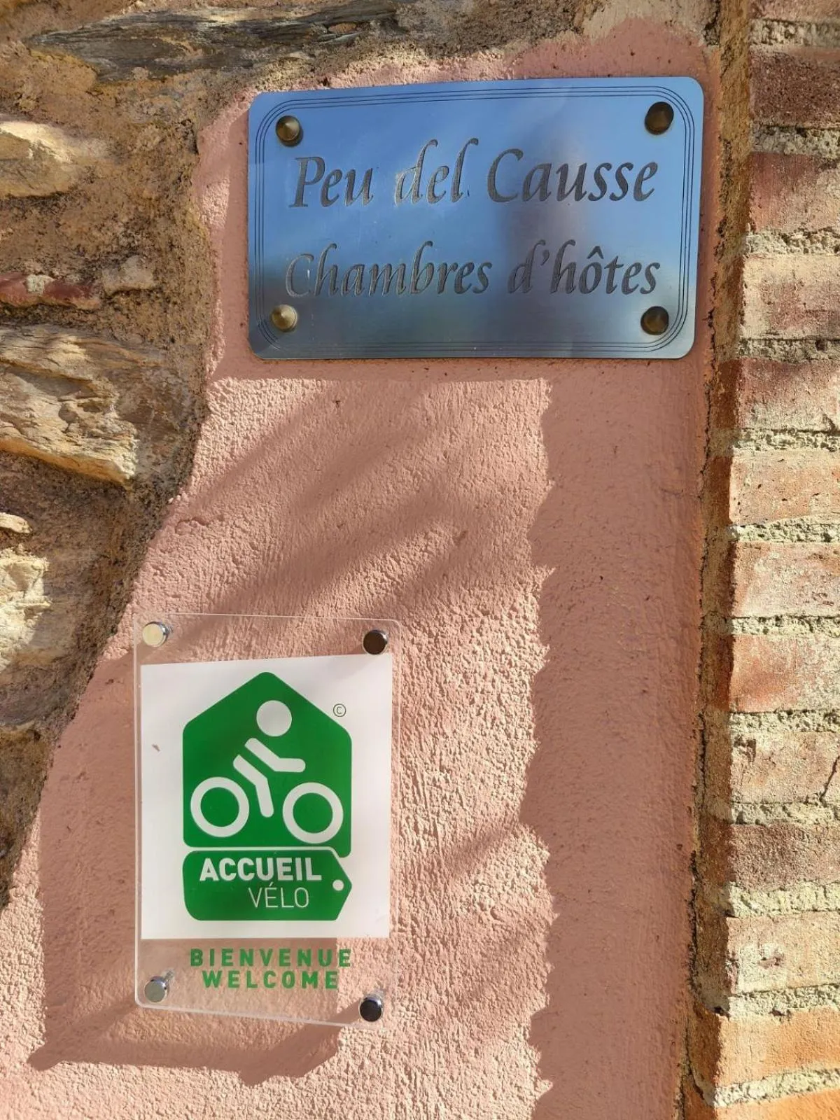 Logo/Certificate/Sign in Mas Peu Del Causse
