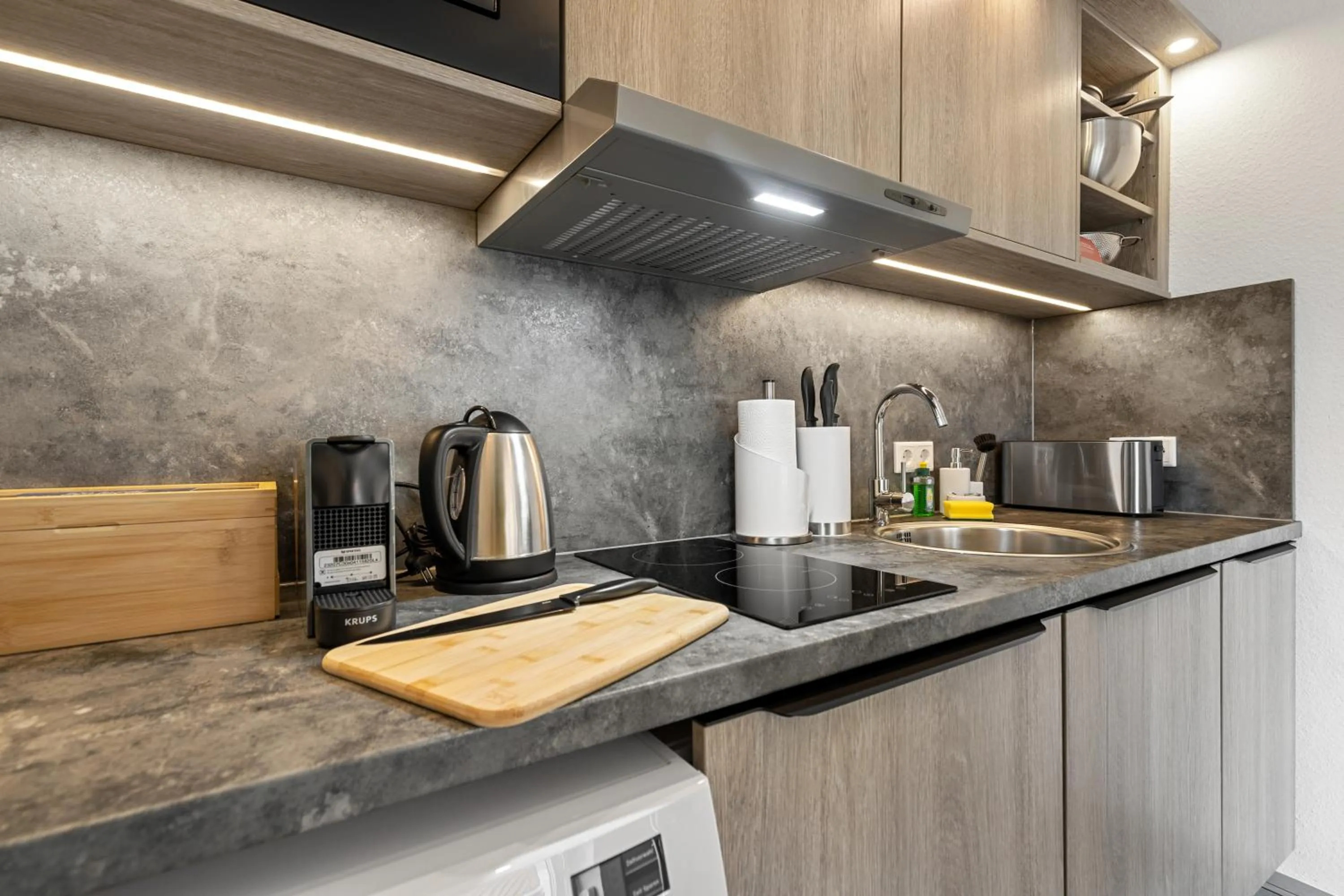 Kitchen or kitchenette in BRIGHT Herzogenaurach Zentrum