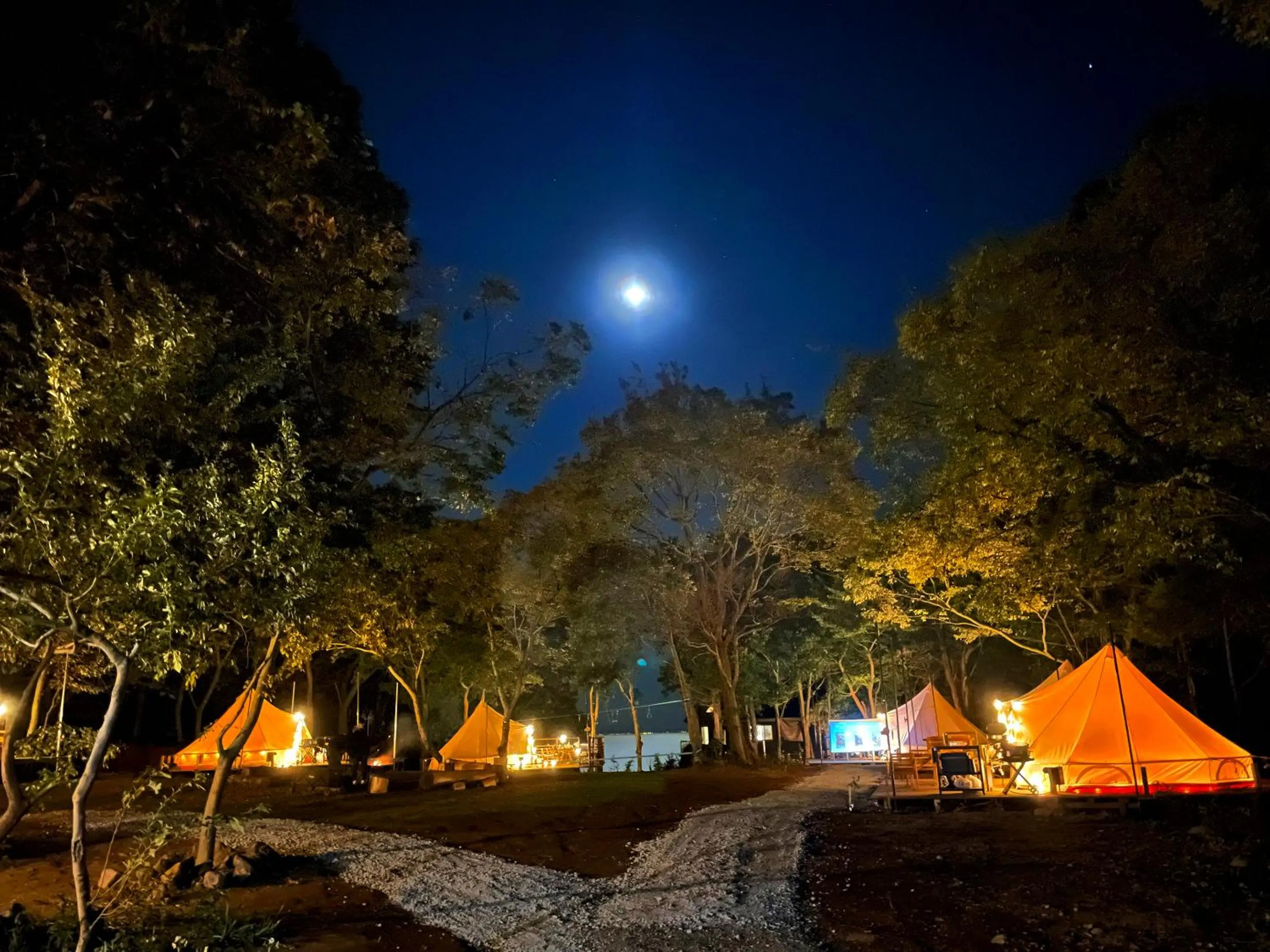 Night in COUSCOUS Glamping Manazuru