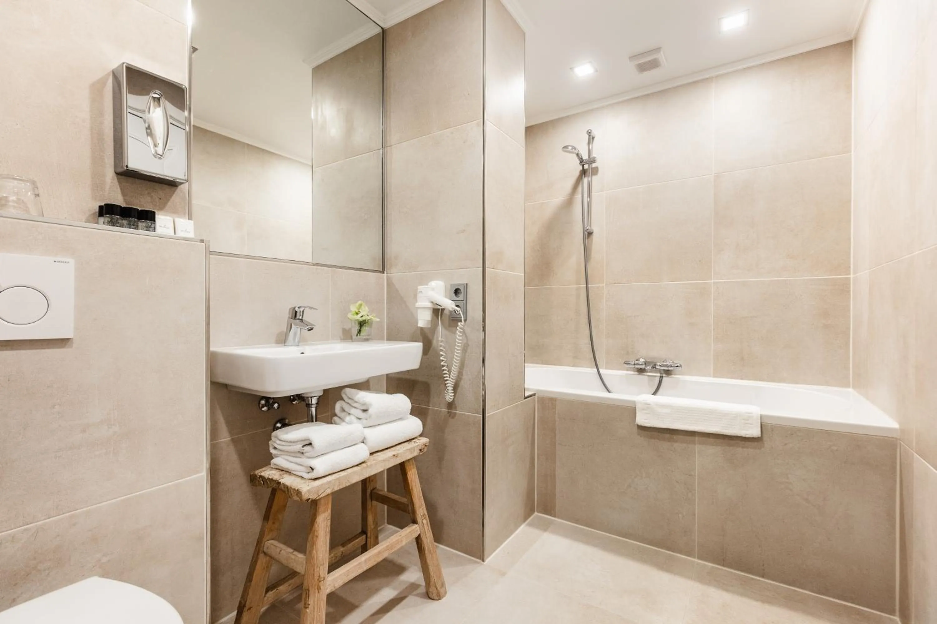 Bathroom in The Delphi - Amsterdam Townhouse
