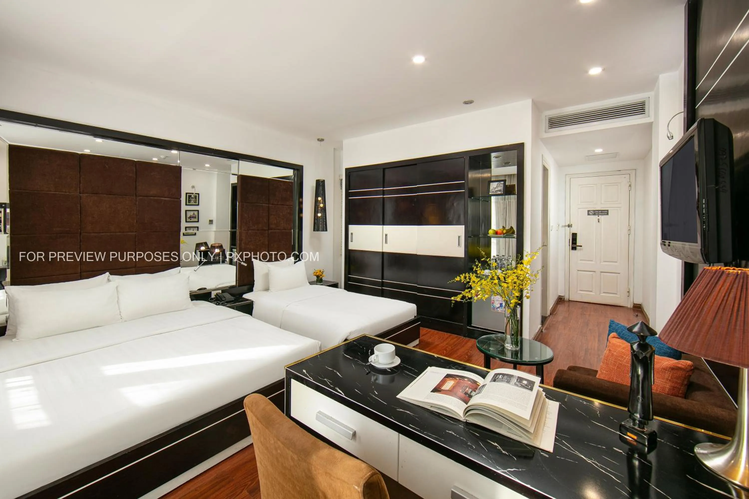 Bed in The Silk Boutique Hotel & Spa - Old Quarter City Center