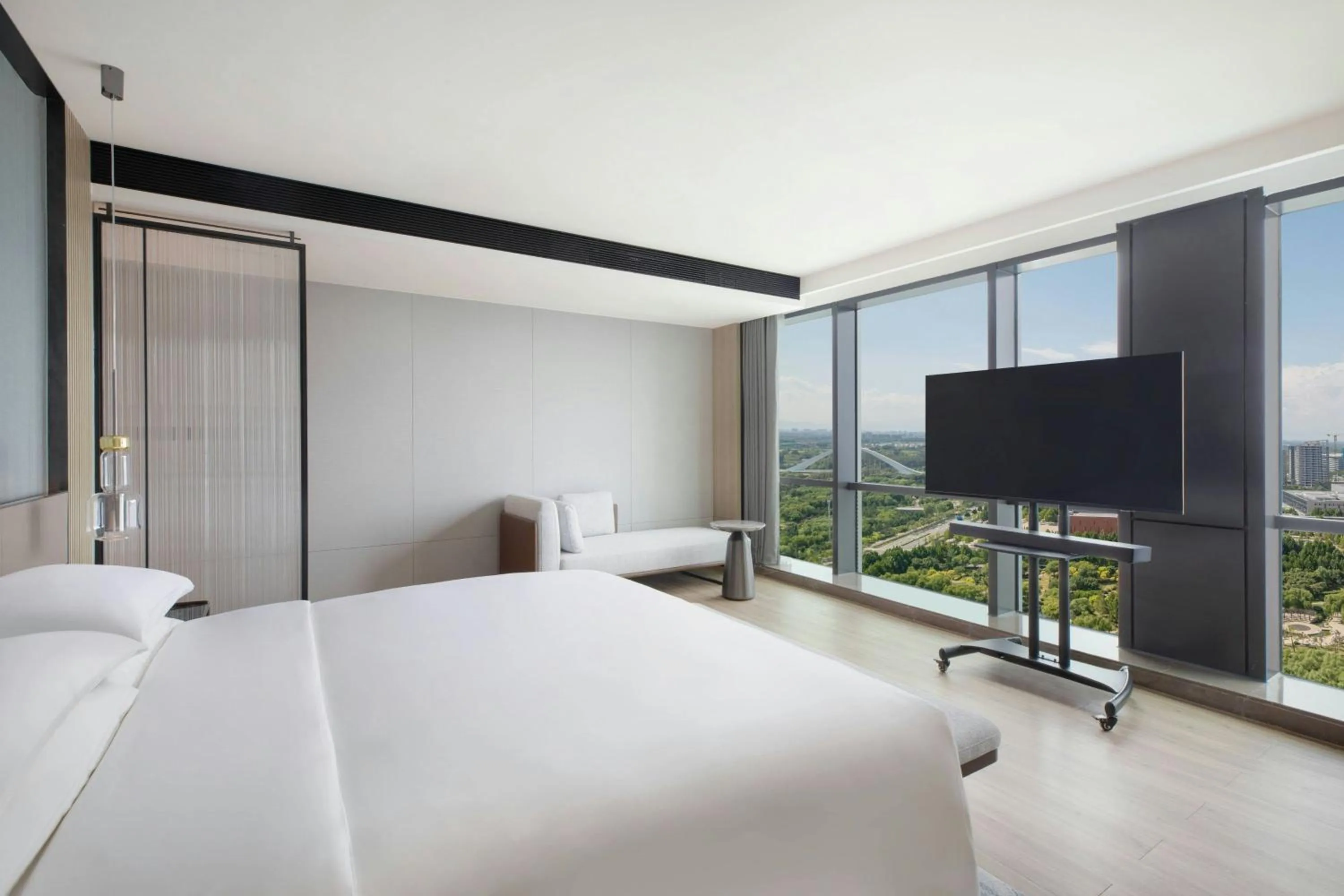 Bedroom, Bed in Courtyard by Marriott Beijing Changping