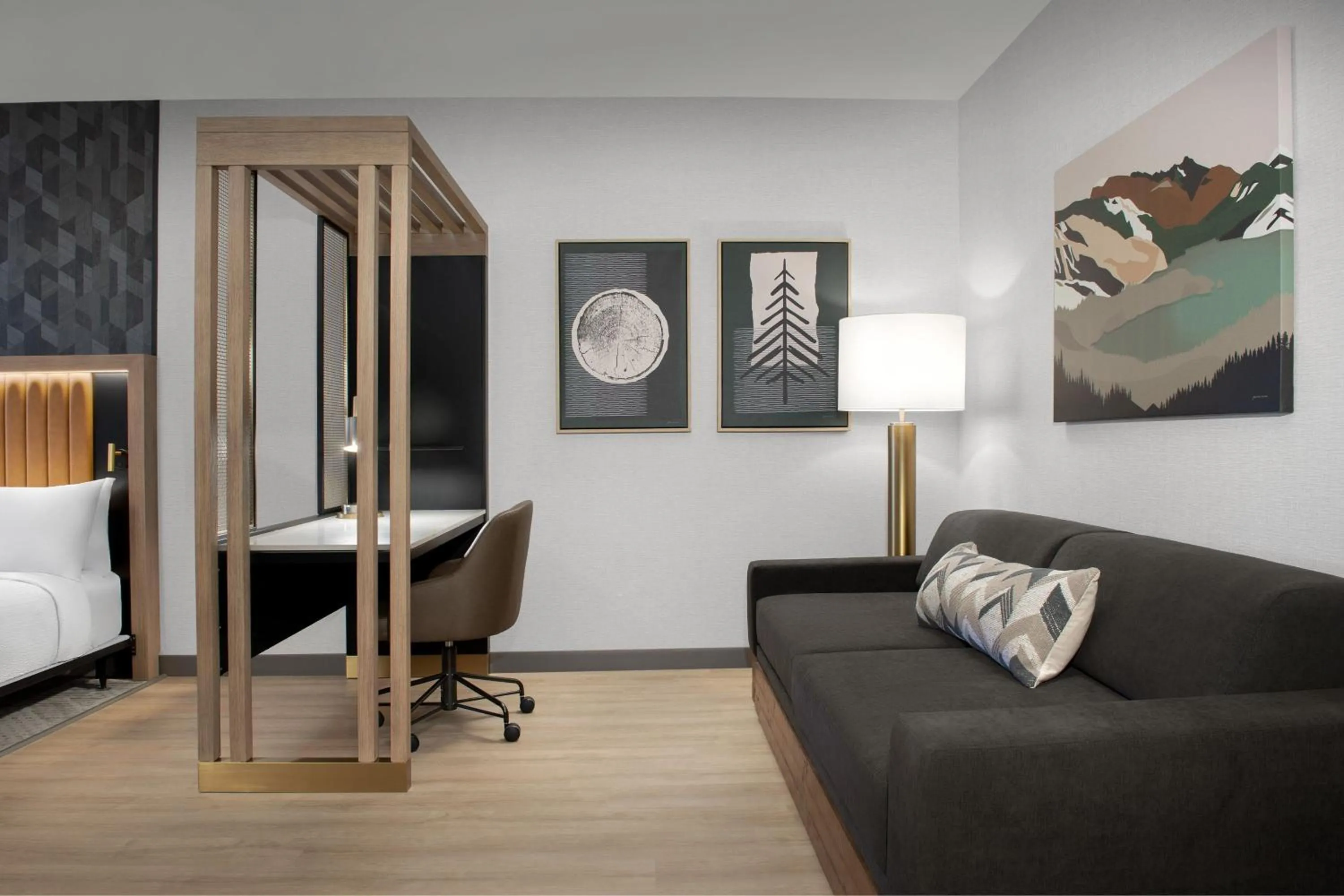 Photo of the whole room, Bed in SpringHill Suites by Marriott Sandpoint