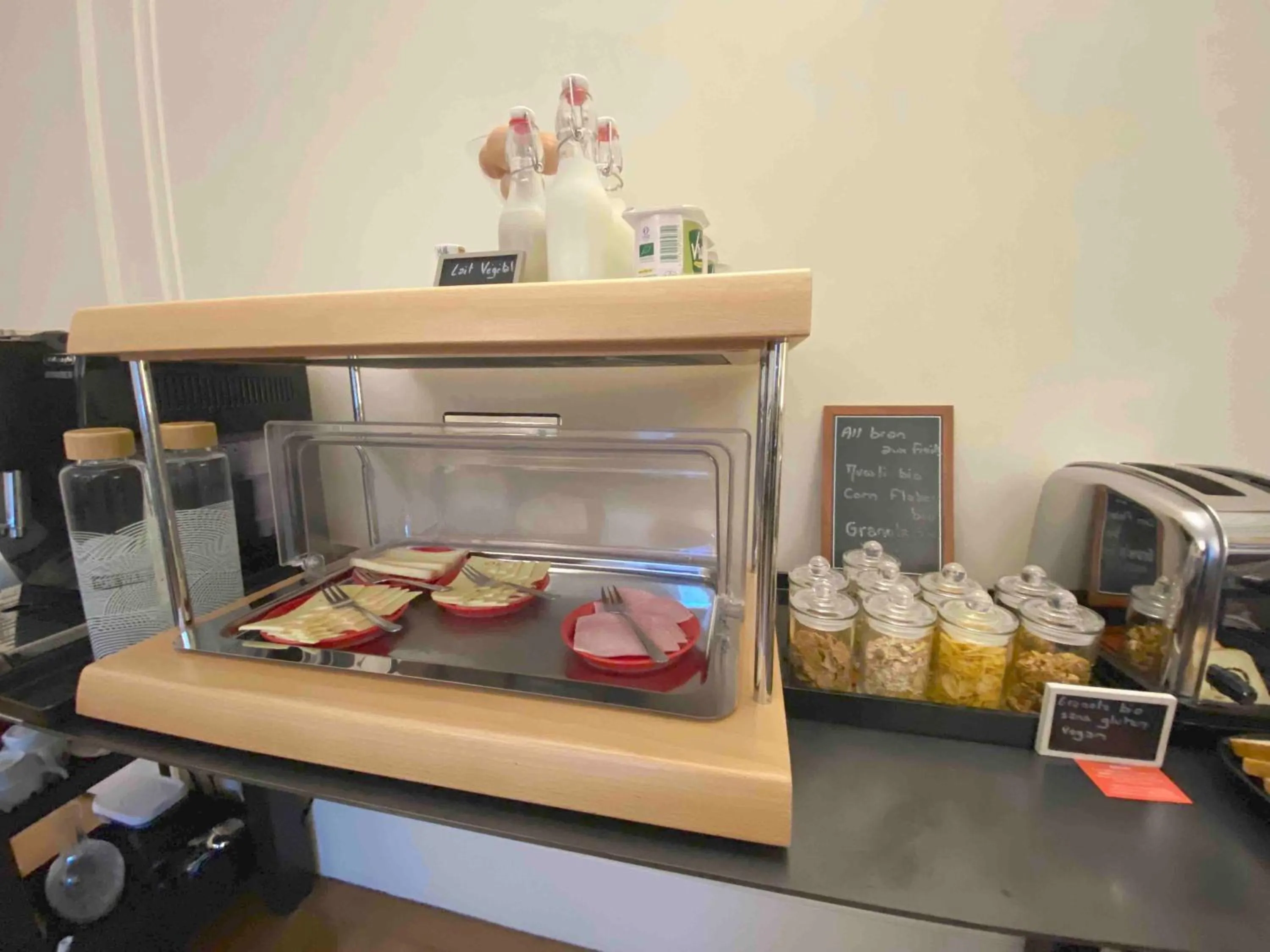 Living room in La Villa Paris - B&B