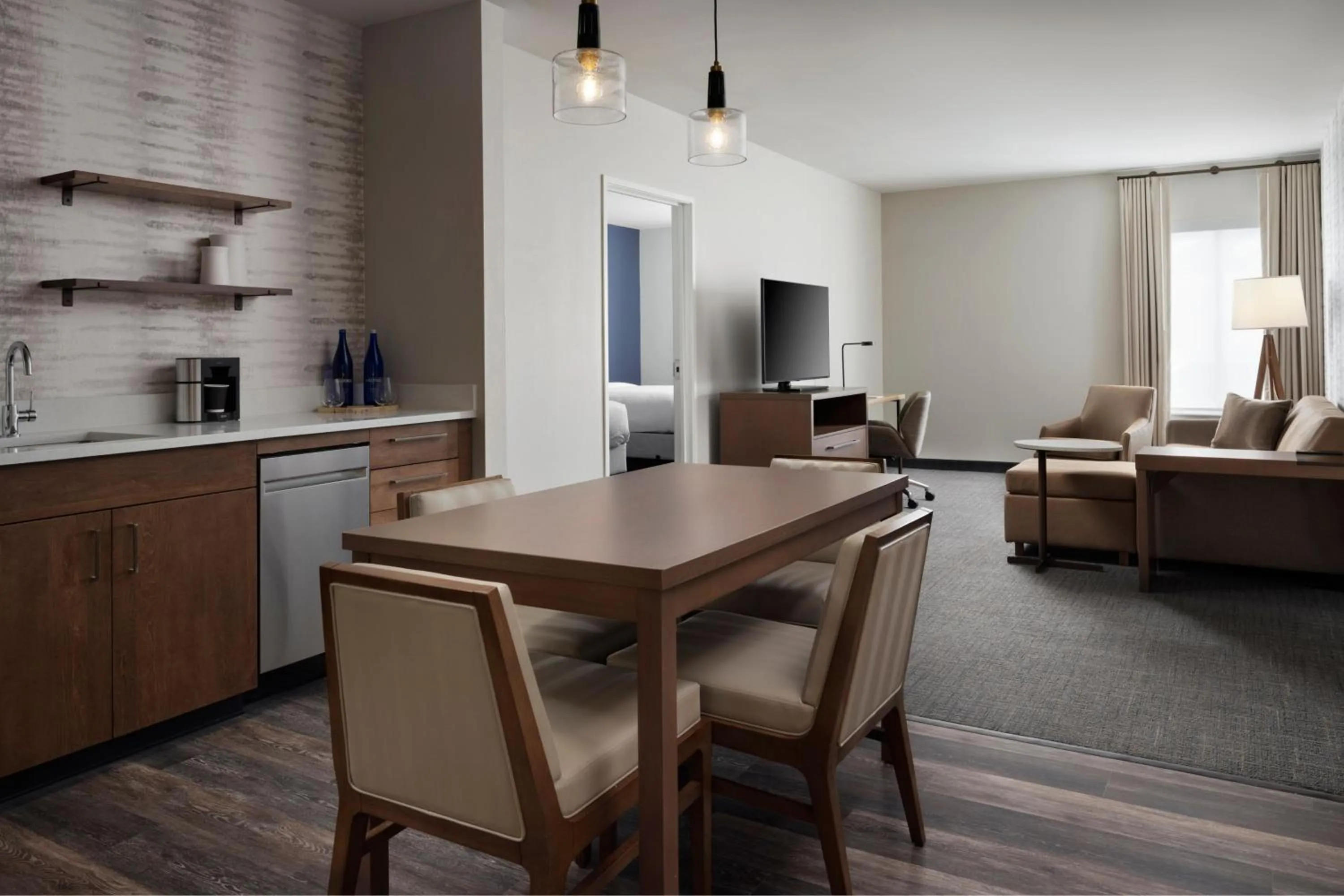 Living room in Inn at Bellefield Residence Inn by Marriott