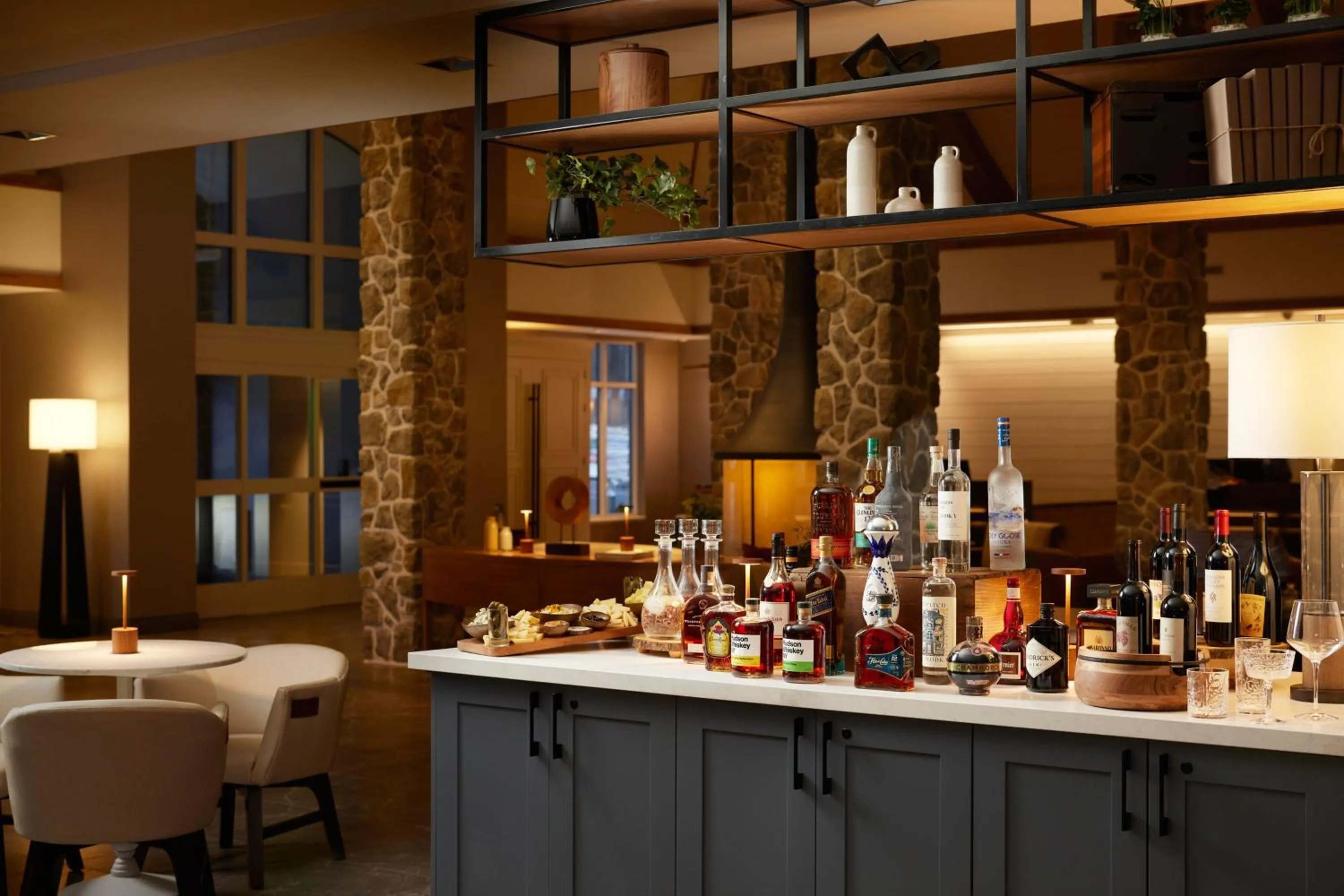 Meeting/conference room in Inn at Bellefield Residence Inn by Marriott