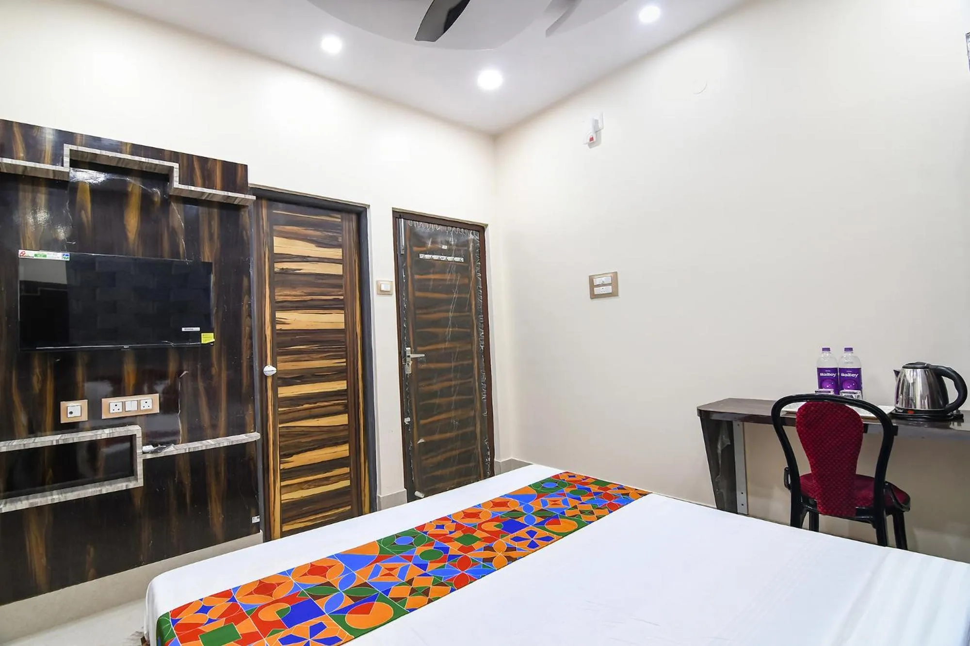 Bed in FabHotel Sriya - City Center, Durgapur