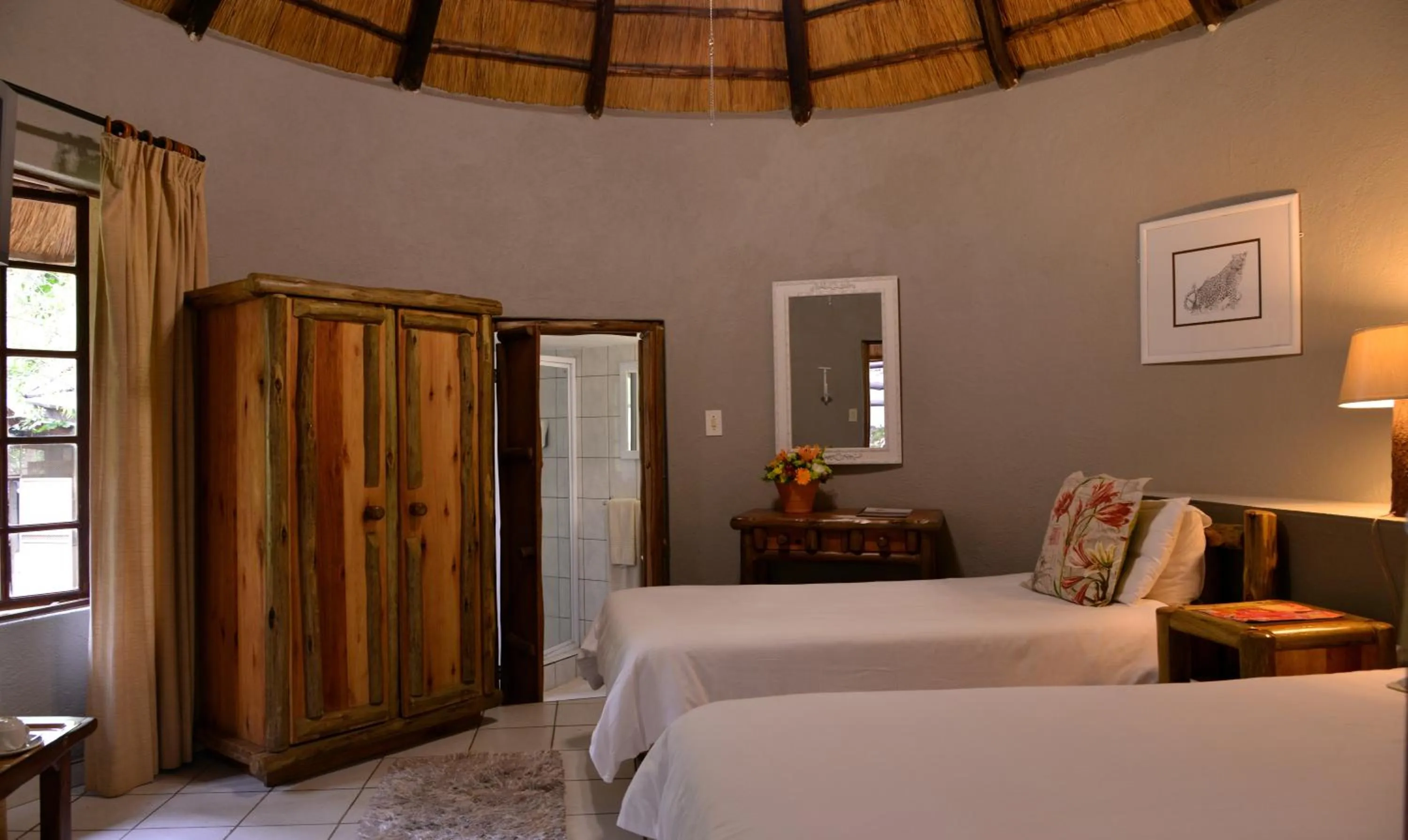Day, Bed in eBundu Lodge