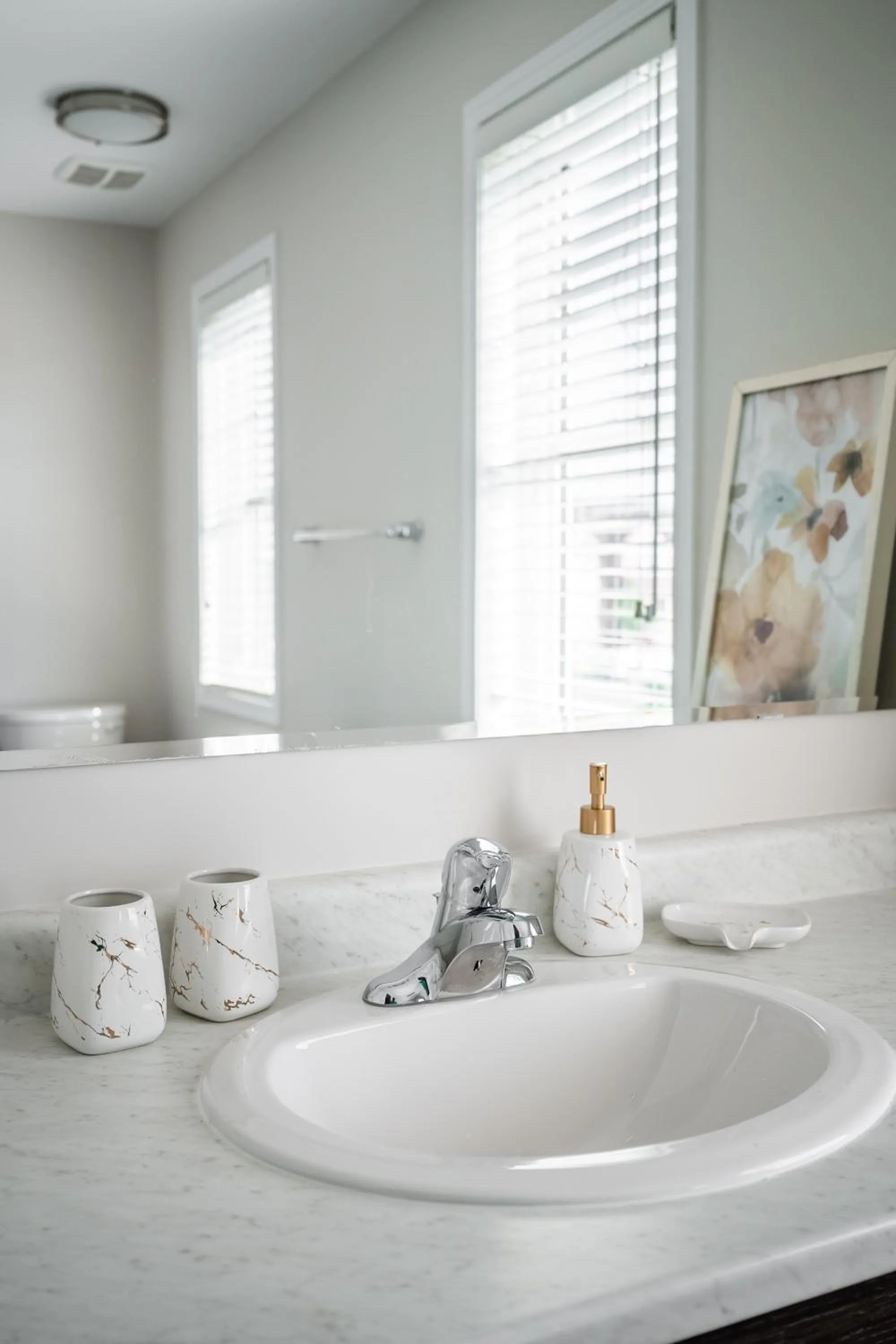 Bathroom in GLOBALSTAY Modern 3 Bedroom House in Brampton