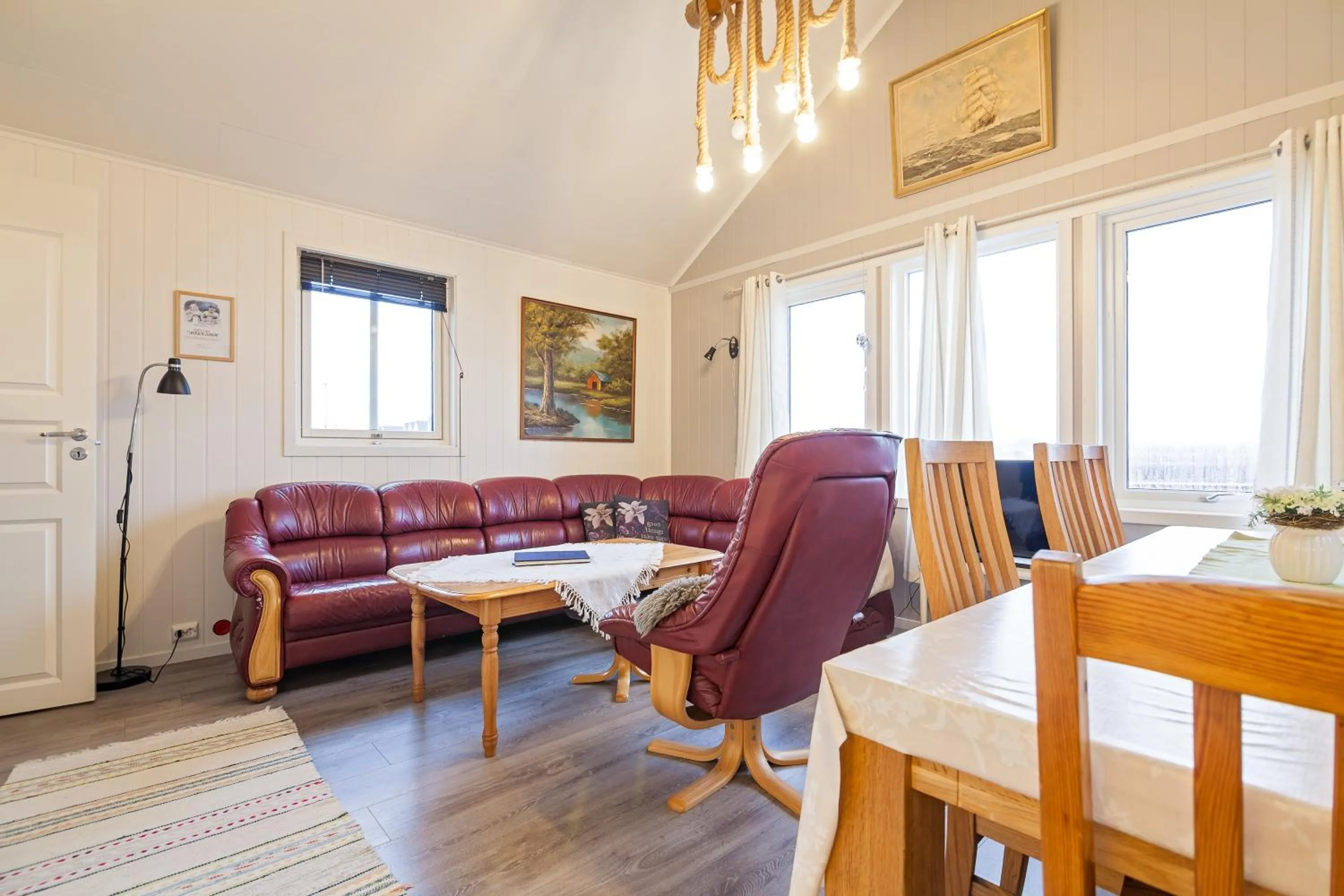 Living room in Sjøstrand Rorbuer