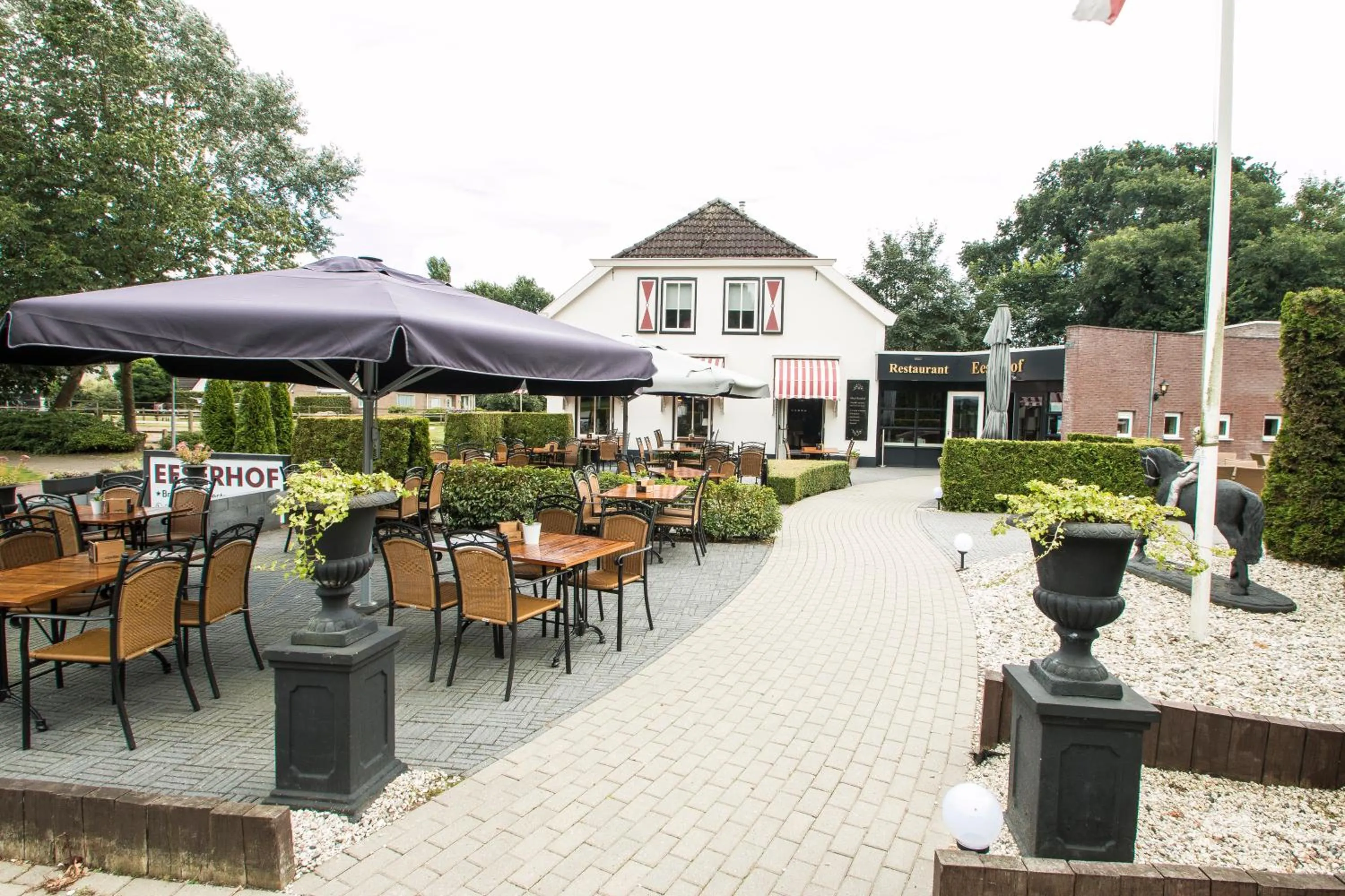Facade/entrance in Hotel Restaurant Eeserhof