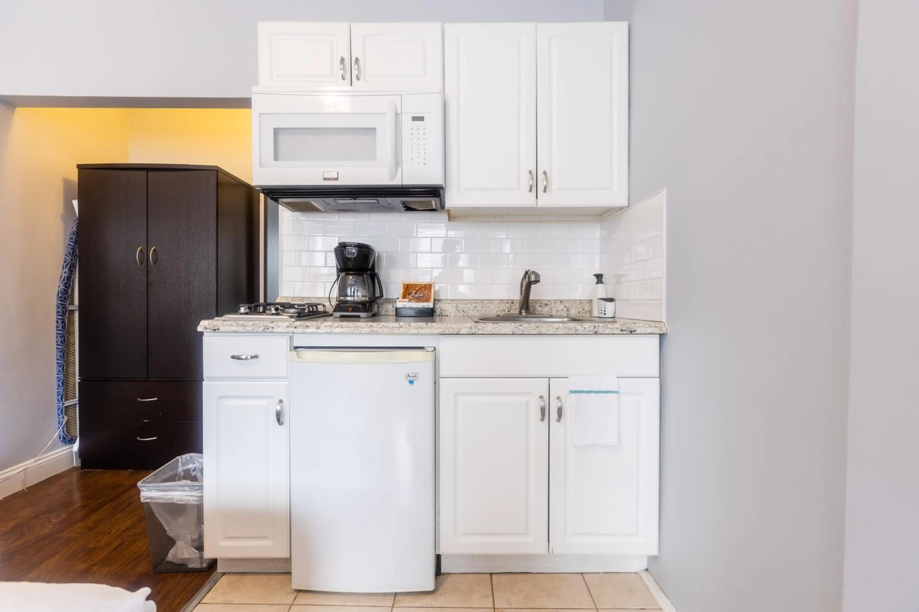 Kitchen or kitchenette in The Central Park North