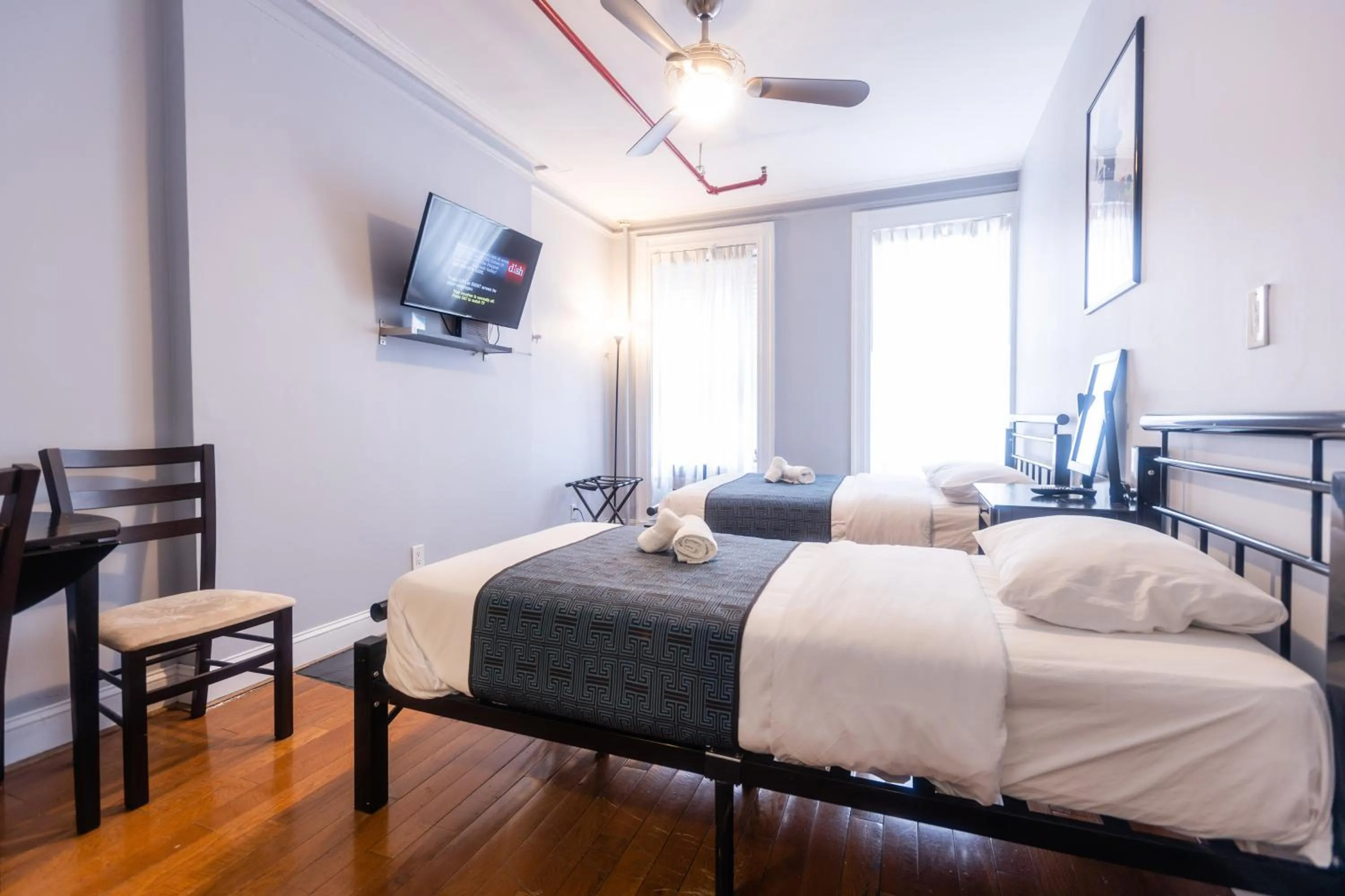 Photo of the whole room, Bed in The Central Park North