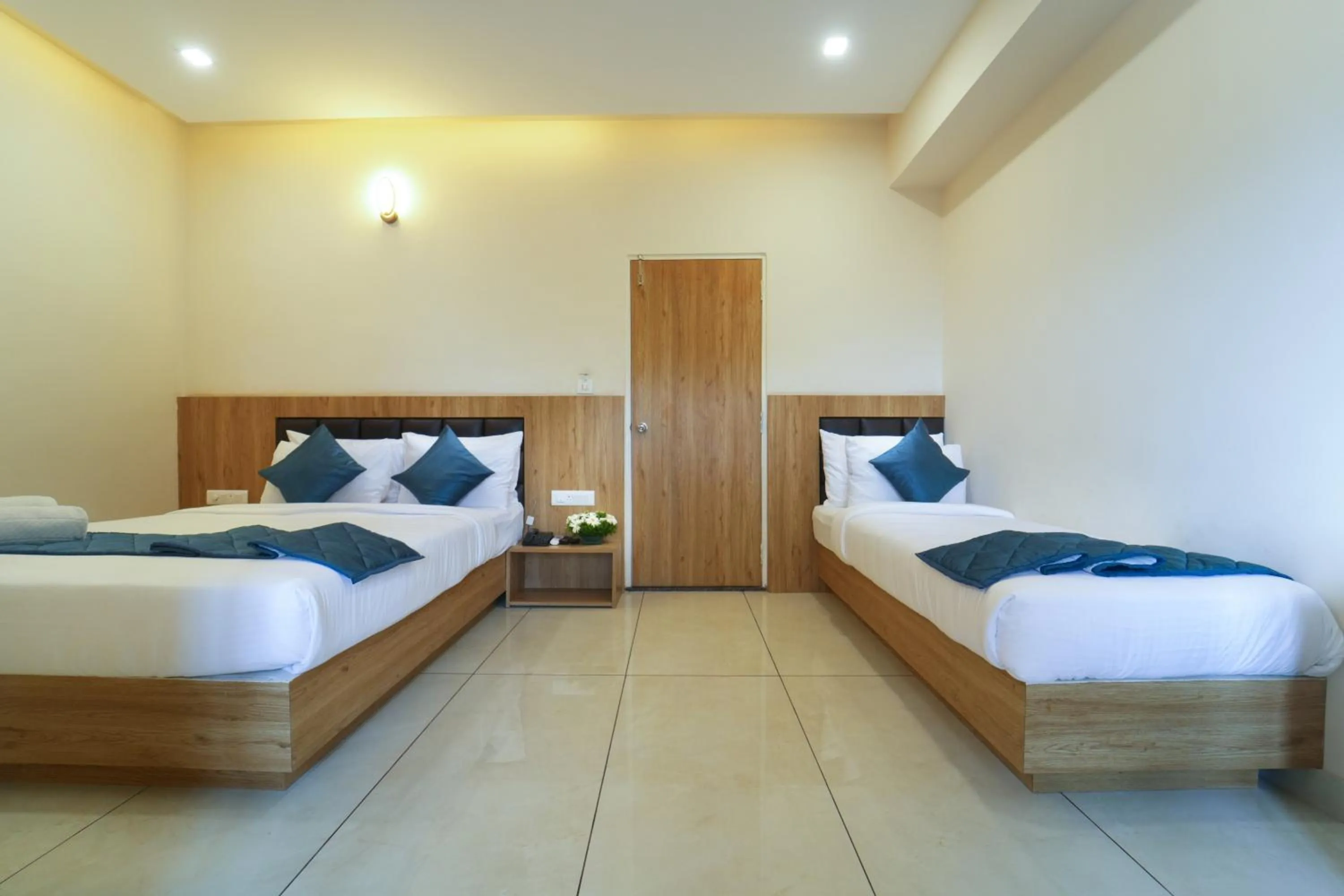 Photo of the whole room in SIGNATURE INN