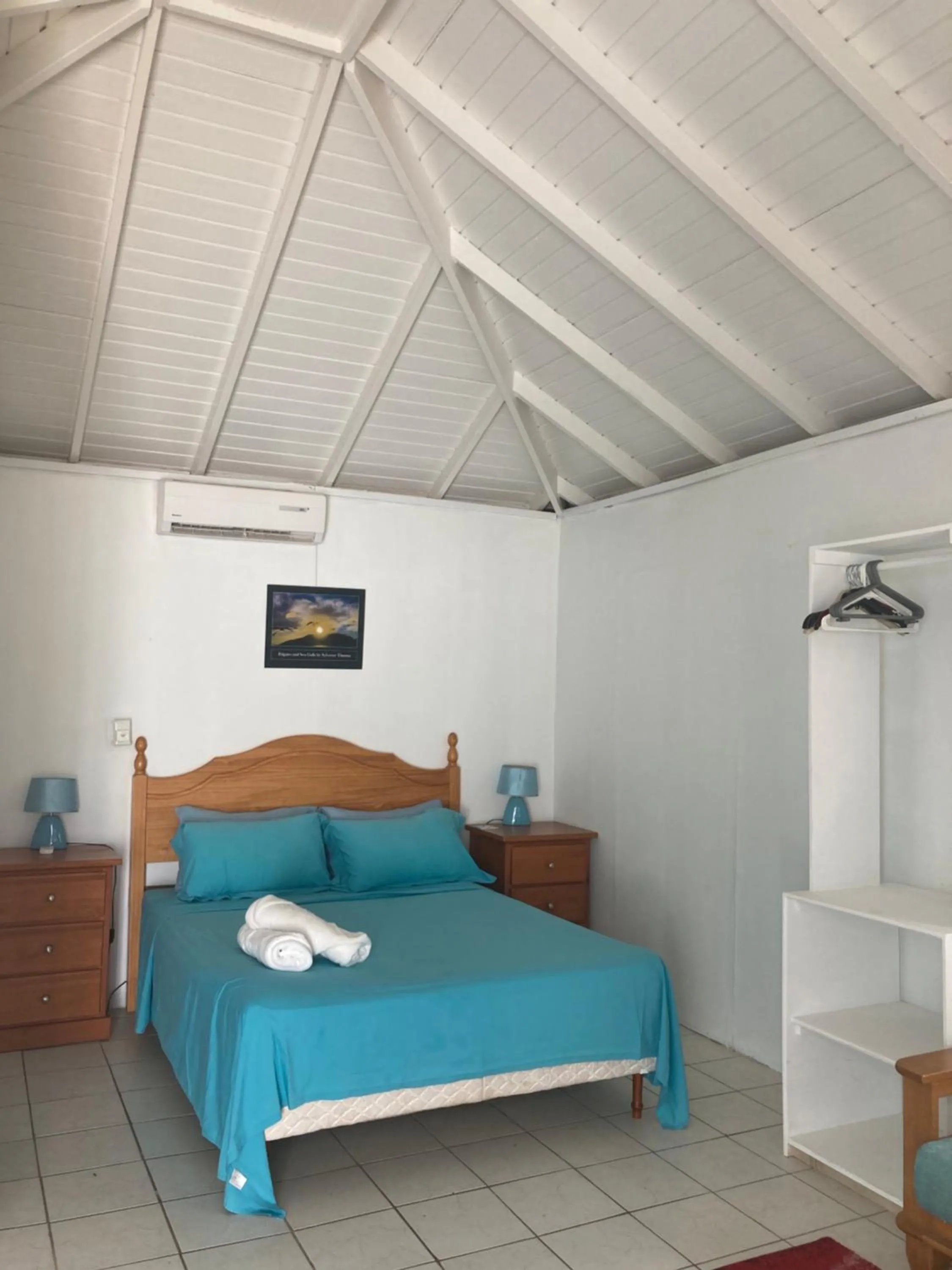 Bedroom, Bed in The Lodge - Antigua