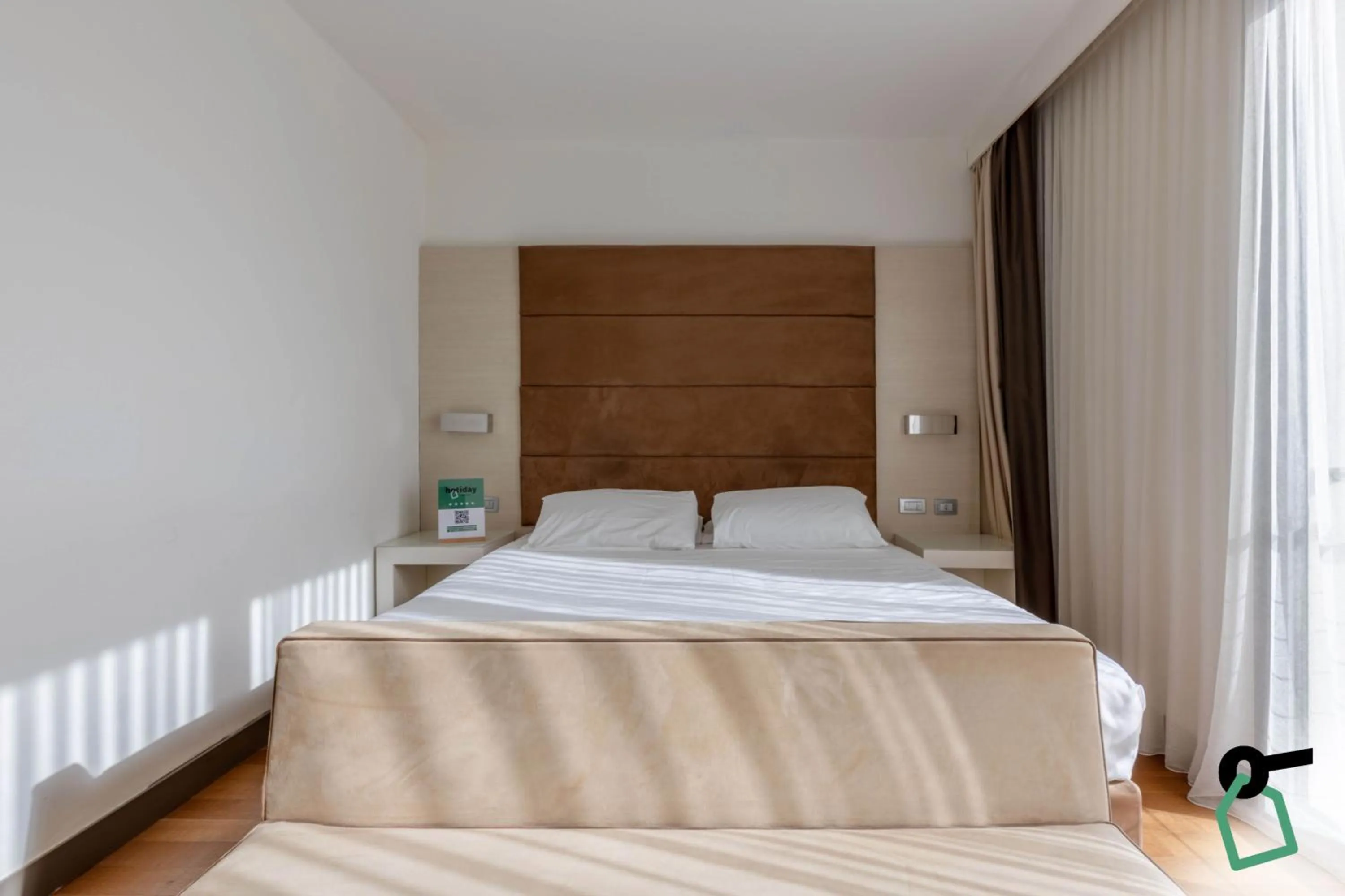 Bed in HOTIDAY Room Collection - Pisa