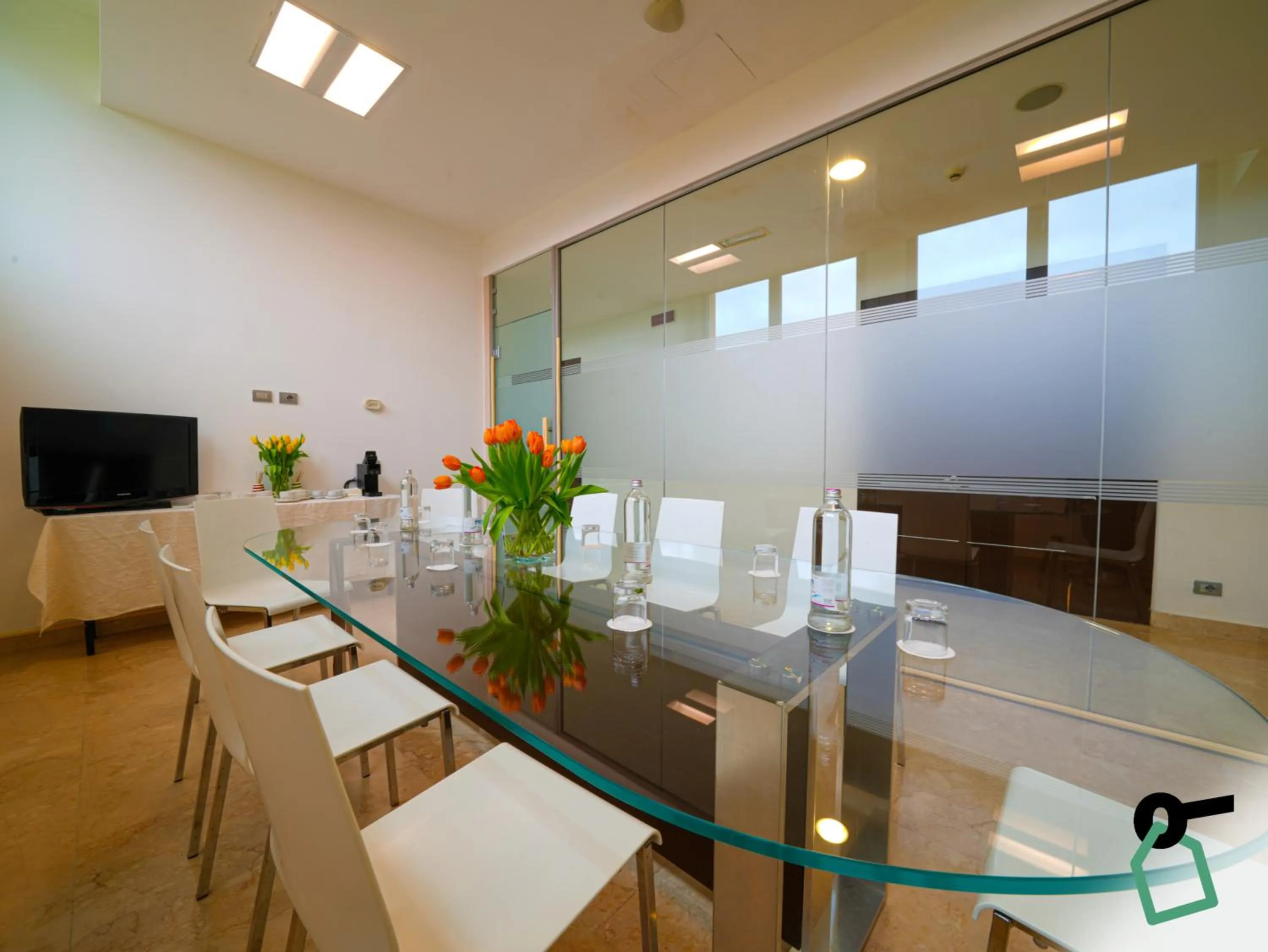 Meeting/conference room in HOTIDAY Room Collection - Pisa