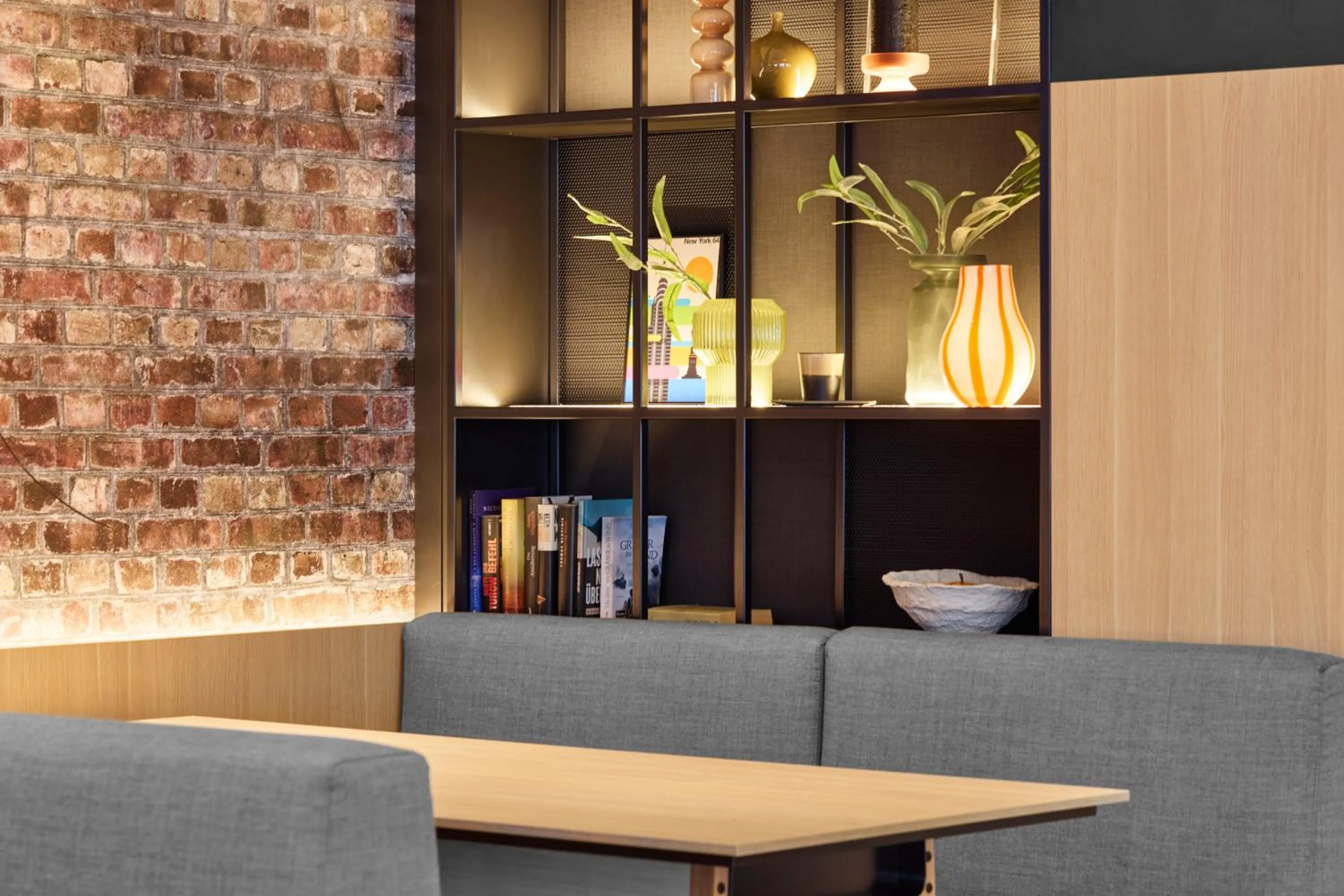 Restaurant/places to eat in H2 Hotel Wien Schönbrunn