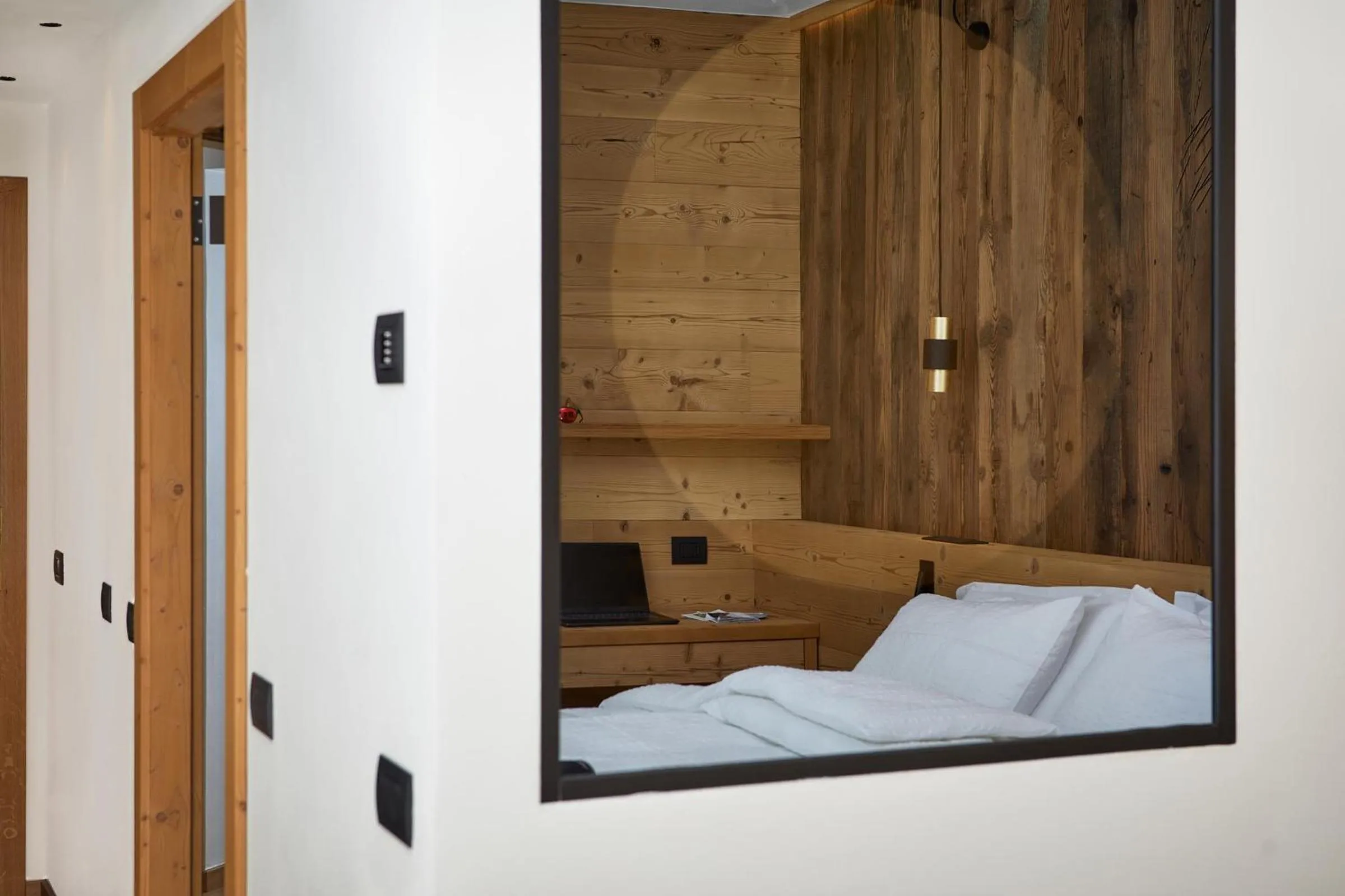 Bathroom, Bed in Hotel Garni dello Sportivo