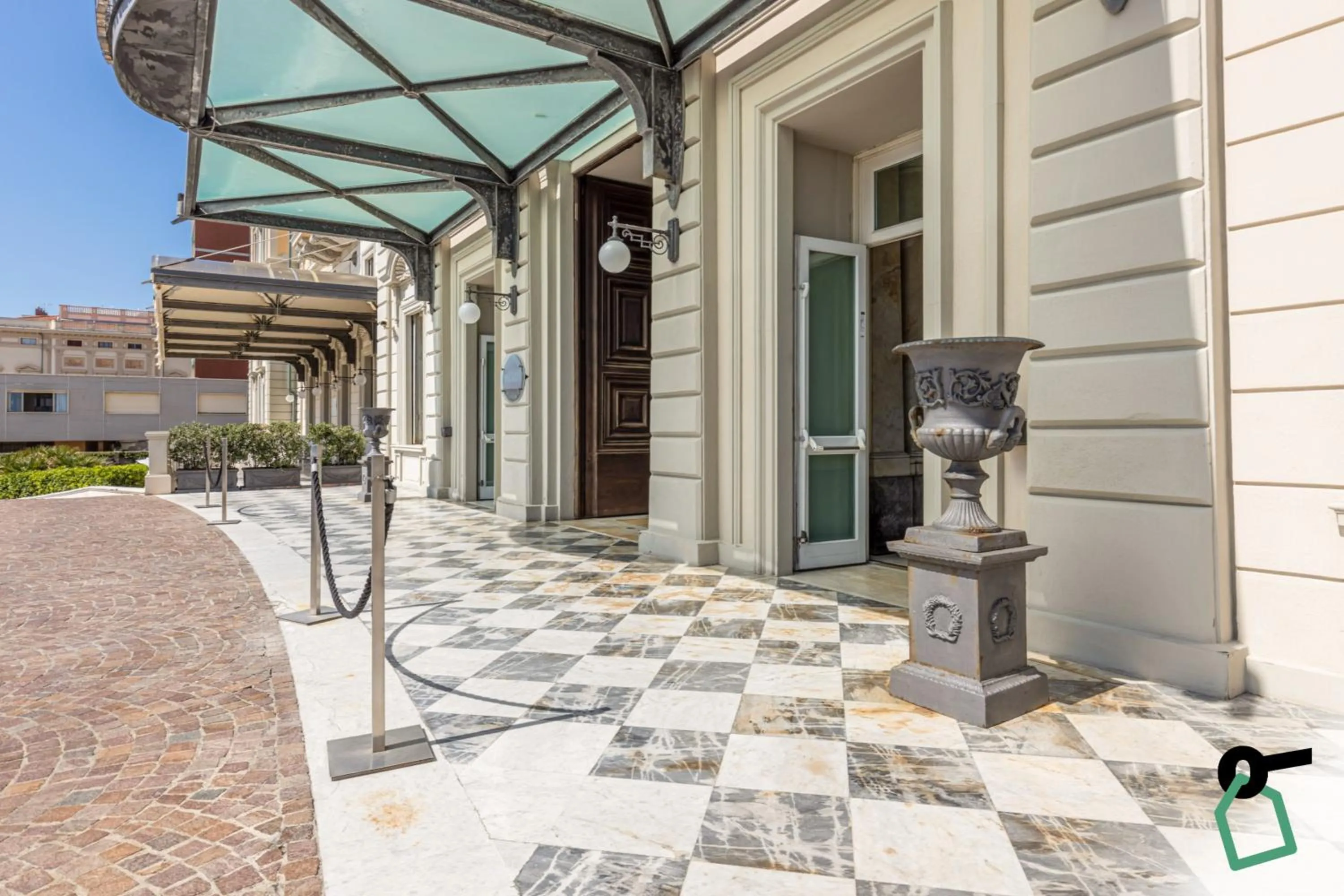 Property building in HOTIDAY Room Collection - Livorno Mascagni