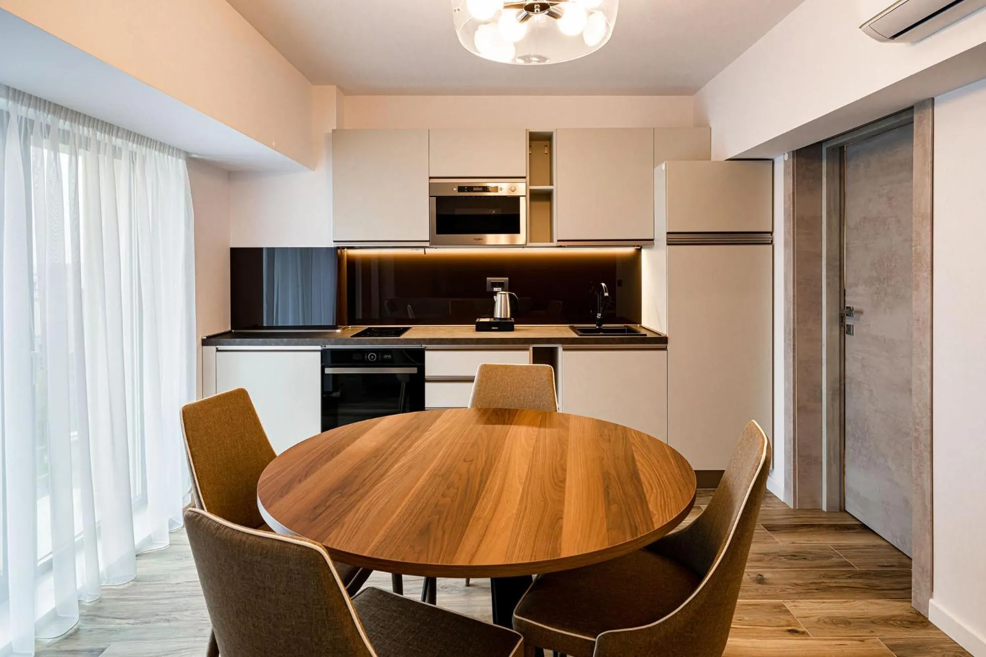 Kitchen or kitchenette in NOVOS ApartHotel