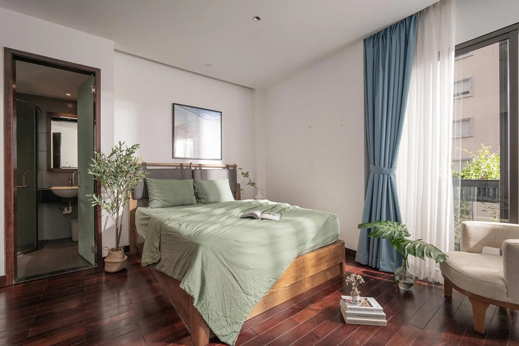 Bed in Express by M Village Thạch Thị Thanh