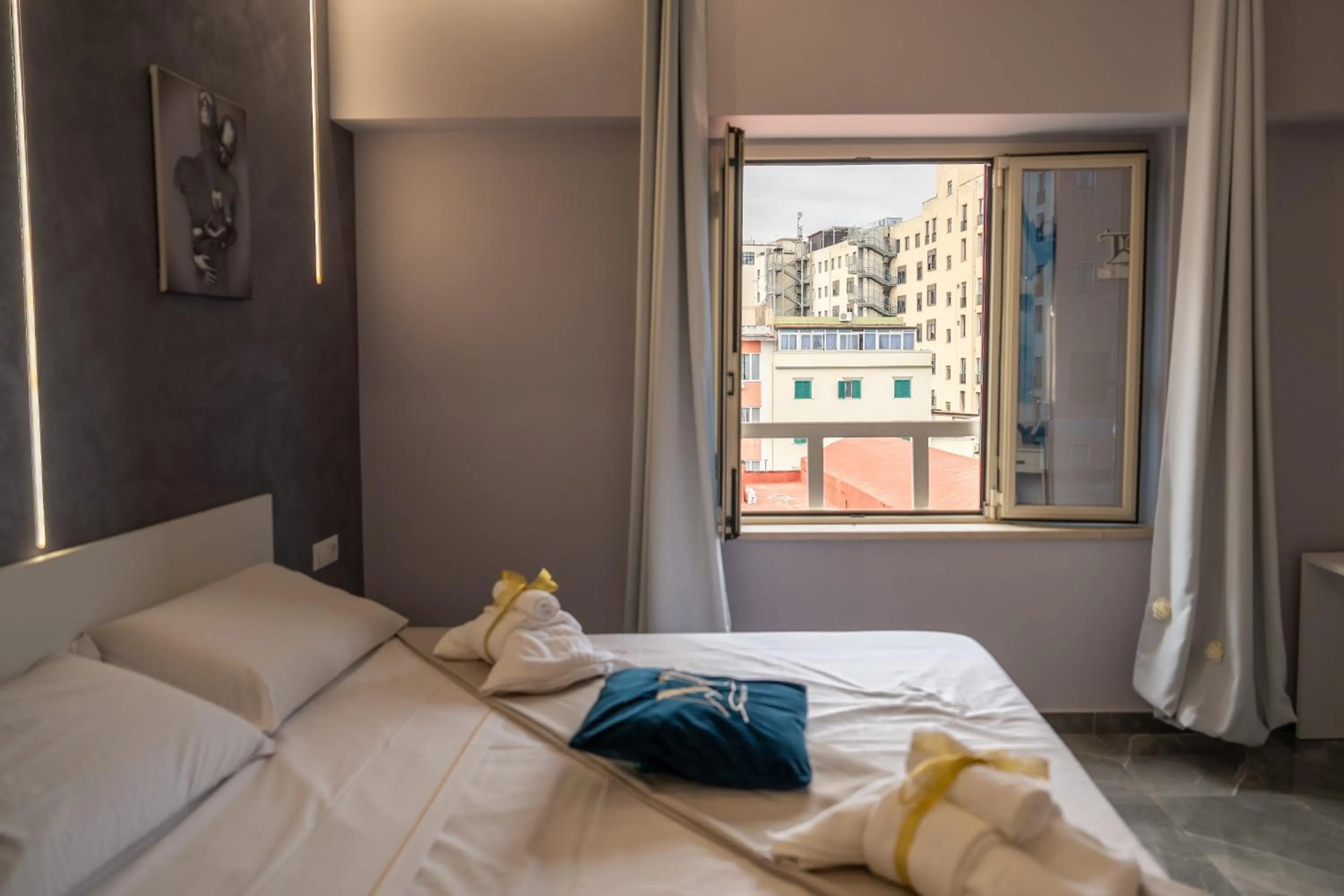 Bed in Napolitano Rooms - Central Station