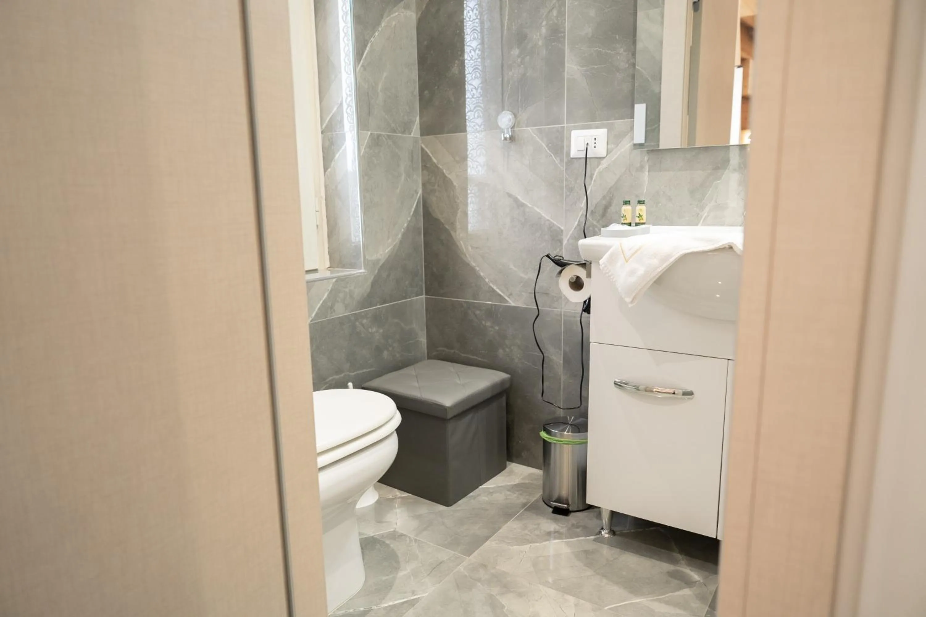 Bathroom in Napolitano Rooms - Central Station