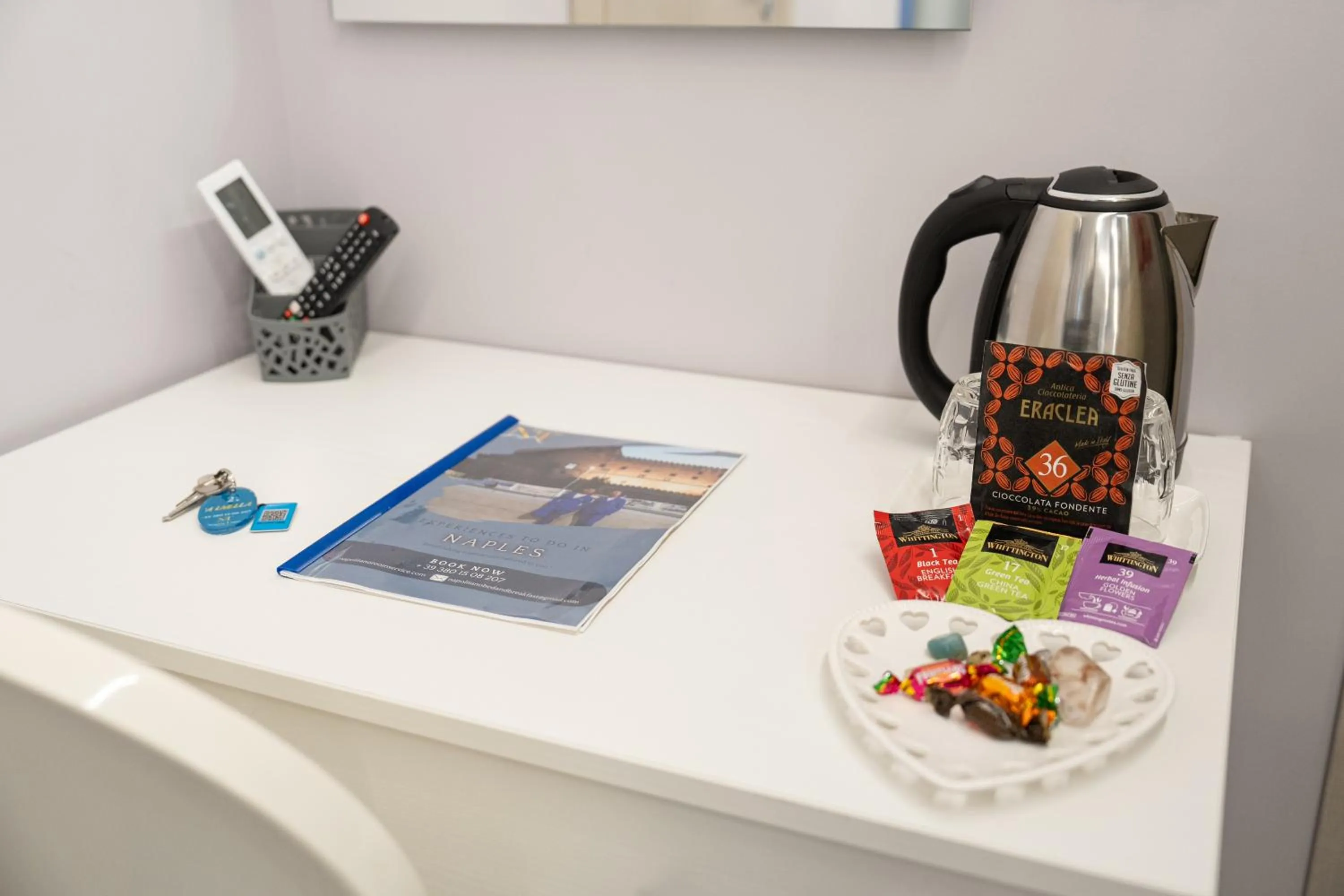Coffee/tea facilities in Napolitano Rooms - Central Station
