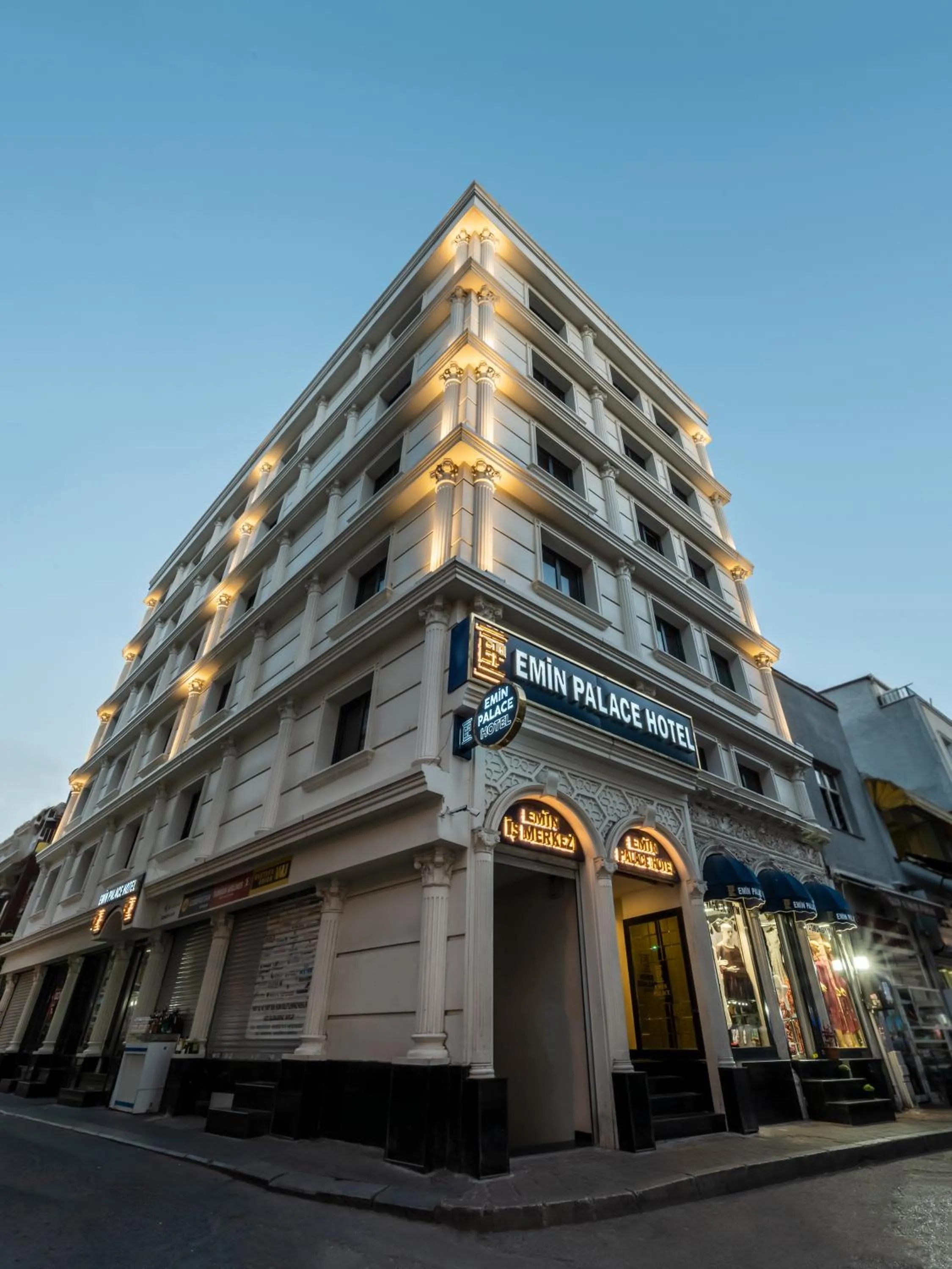 Property building in Emin Palace