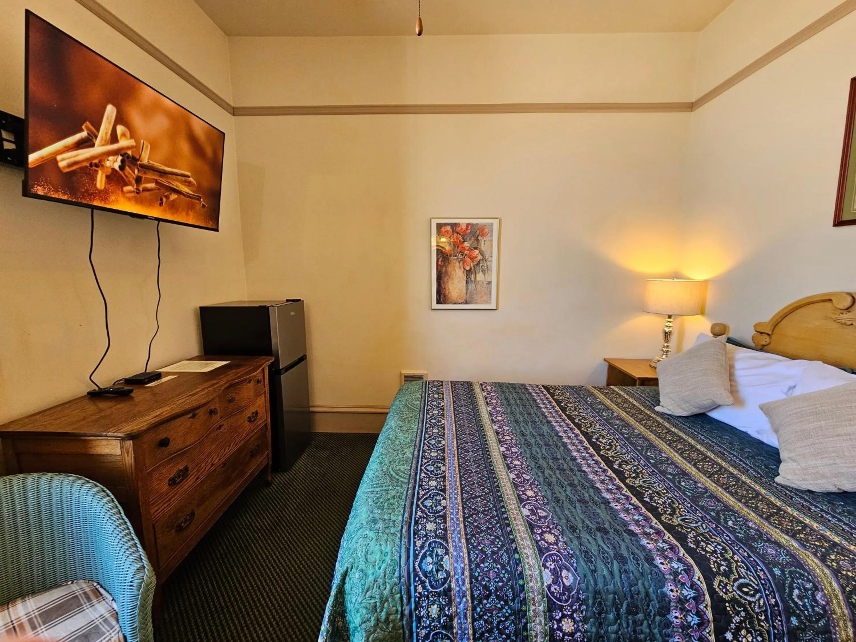 Bed in Hotel Planter