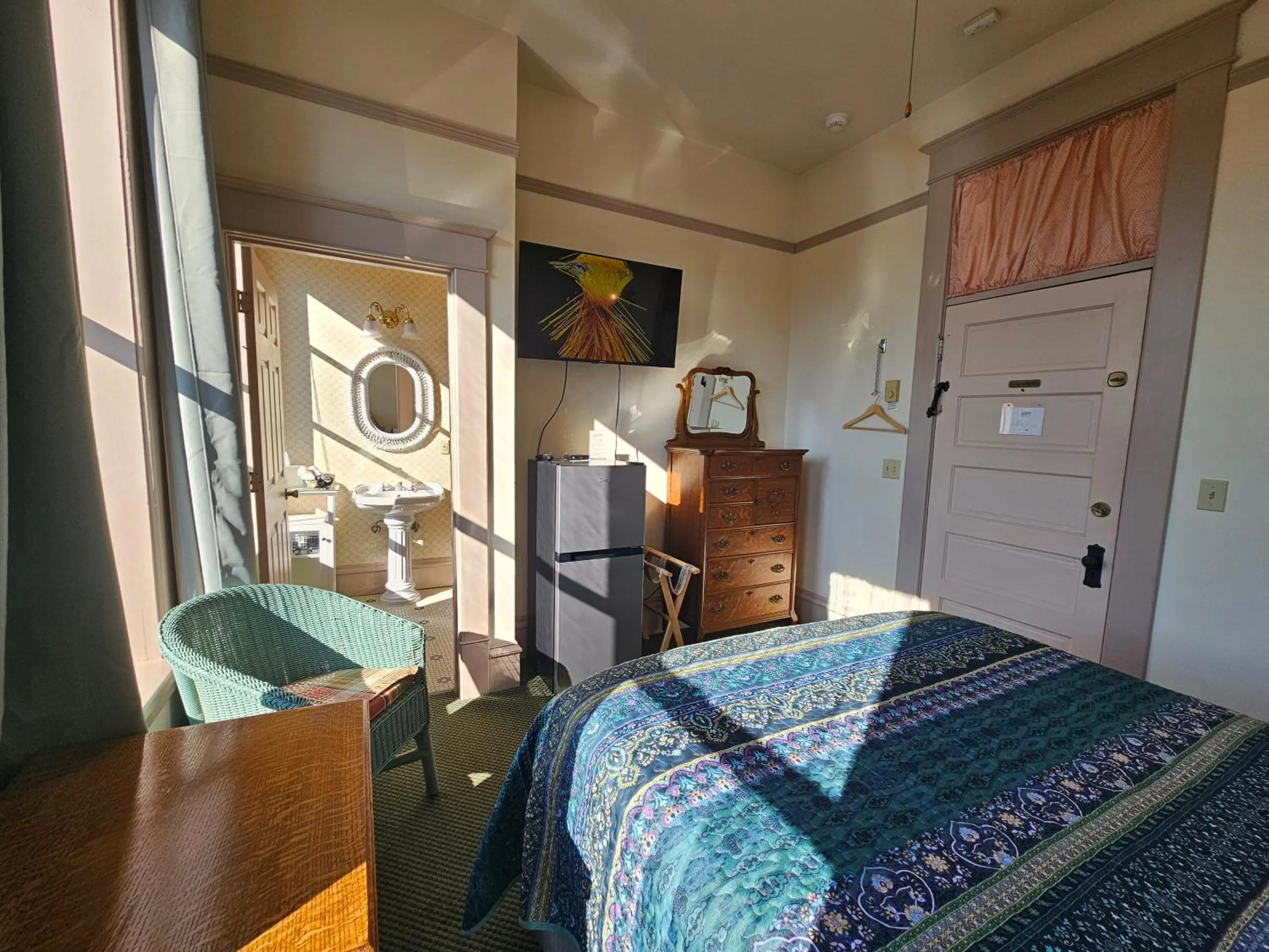 Bed in Hotel Planter