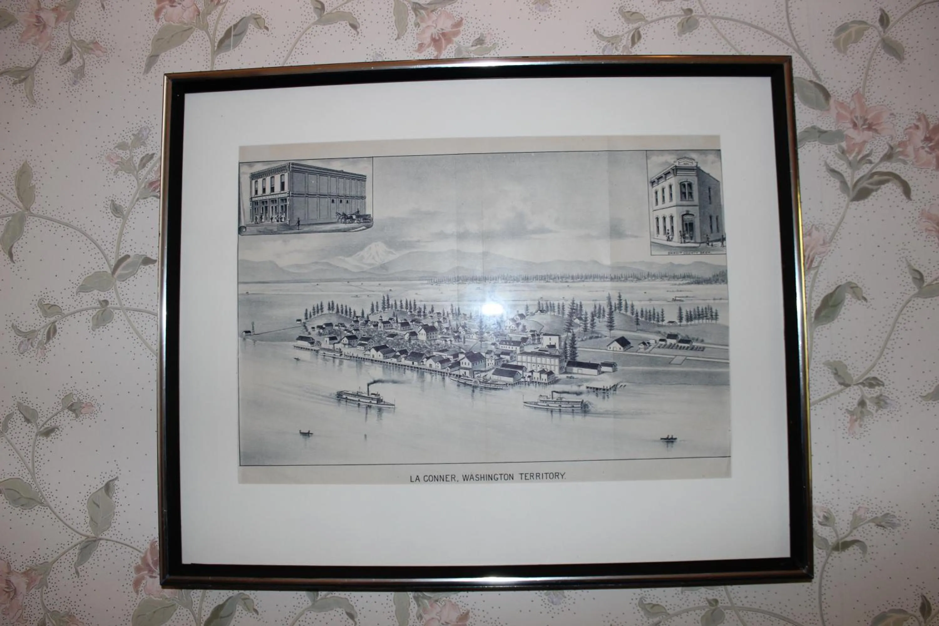 Decorative detail in Hotel Planter