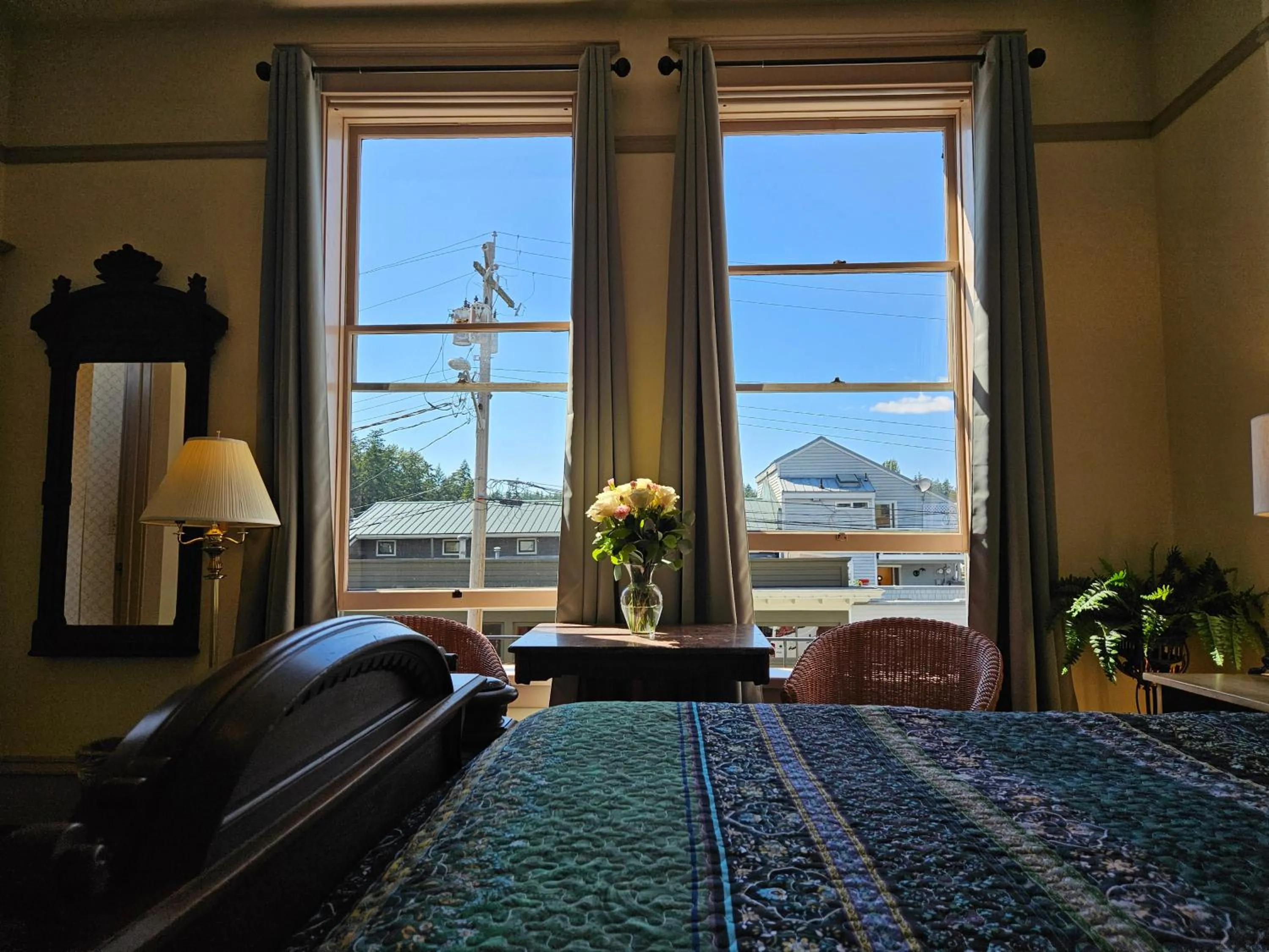Bed in Hotel Planter
