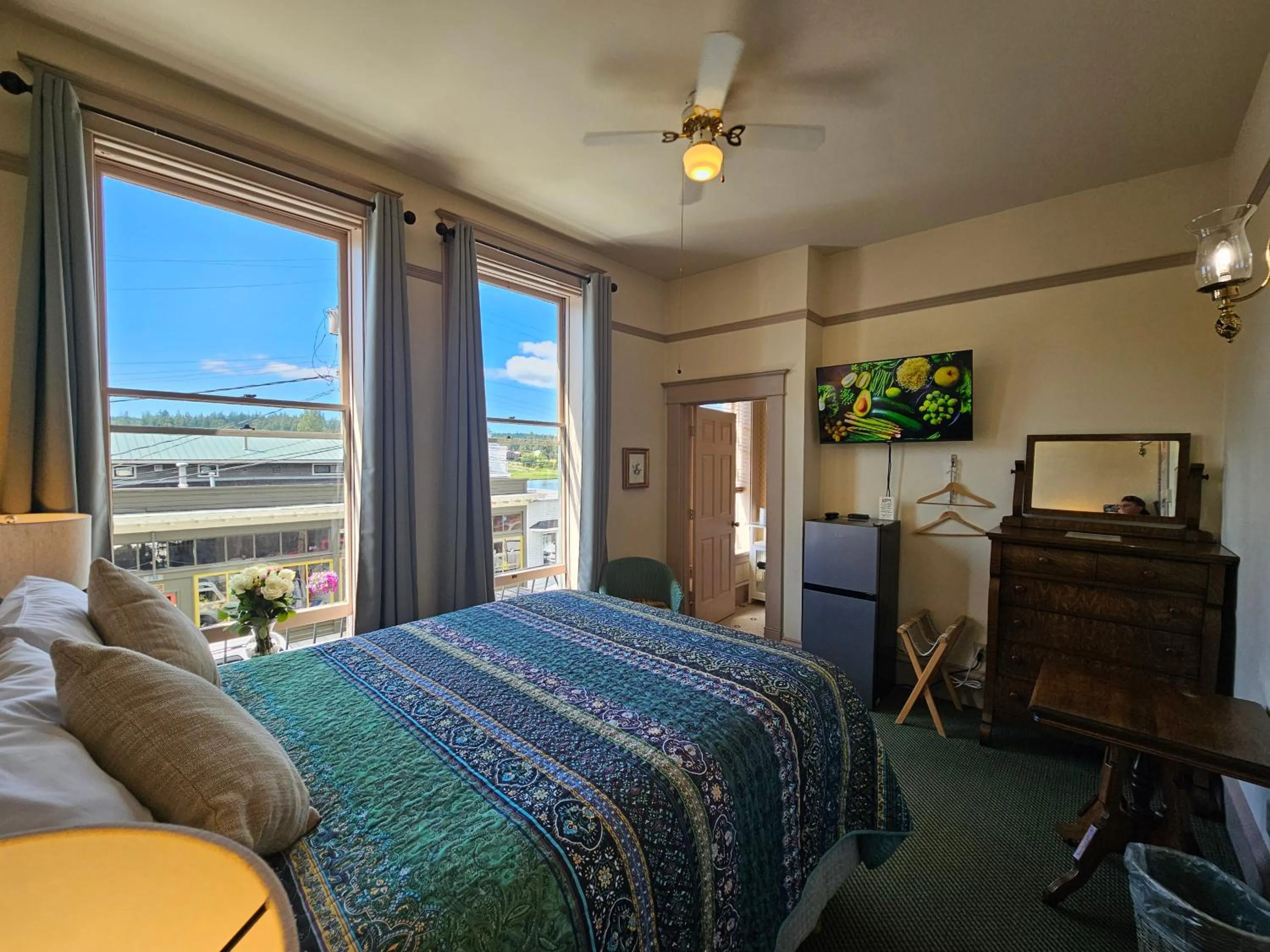 Bed in Hotel Planter