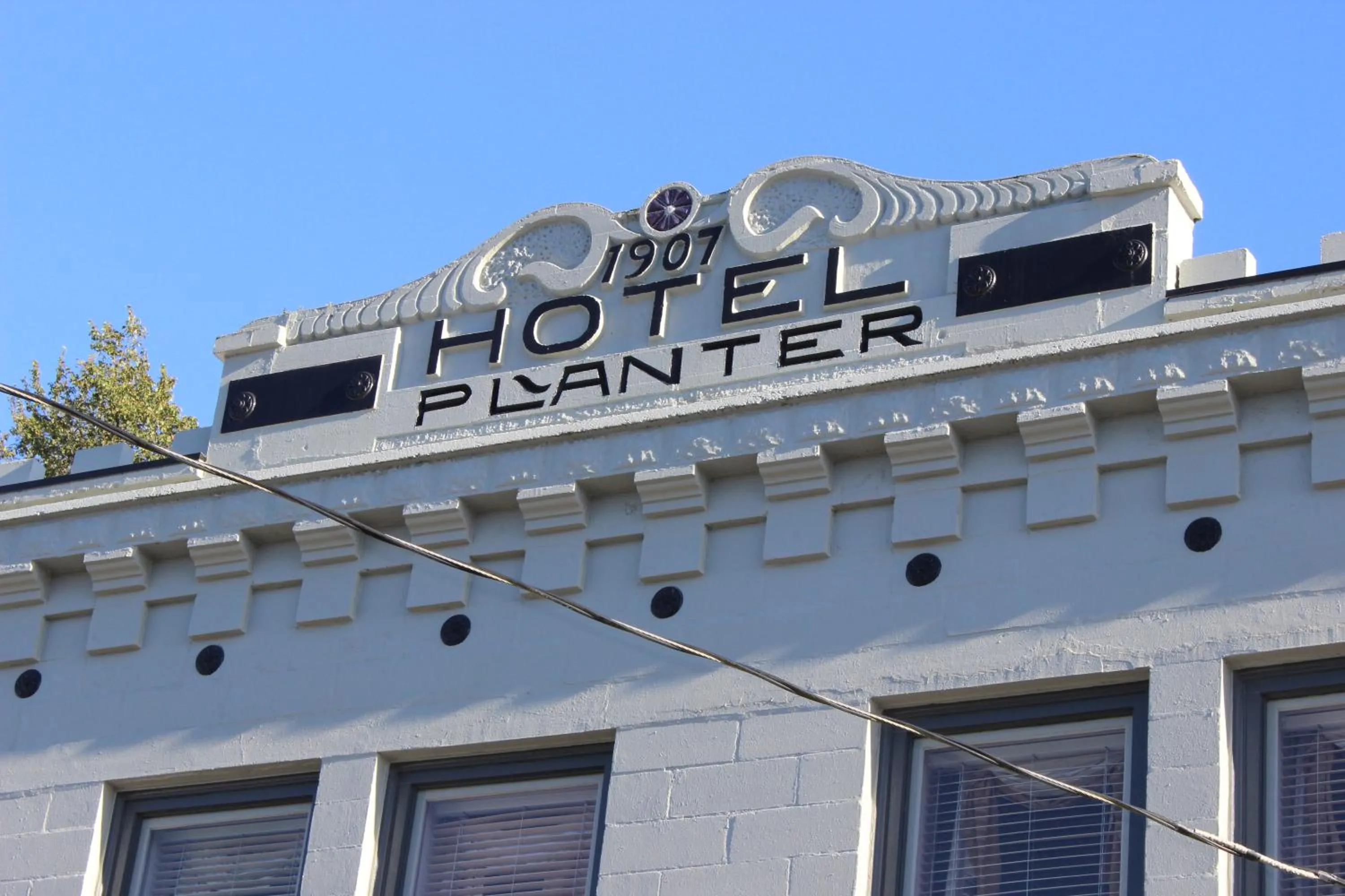 Day in Hotel Planter
