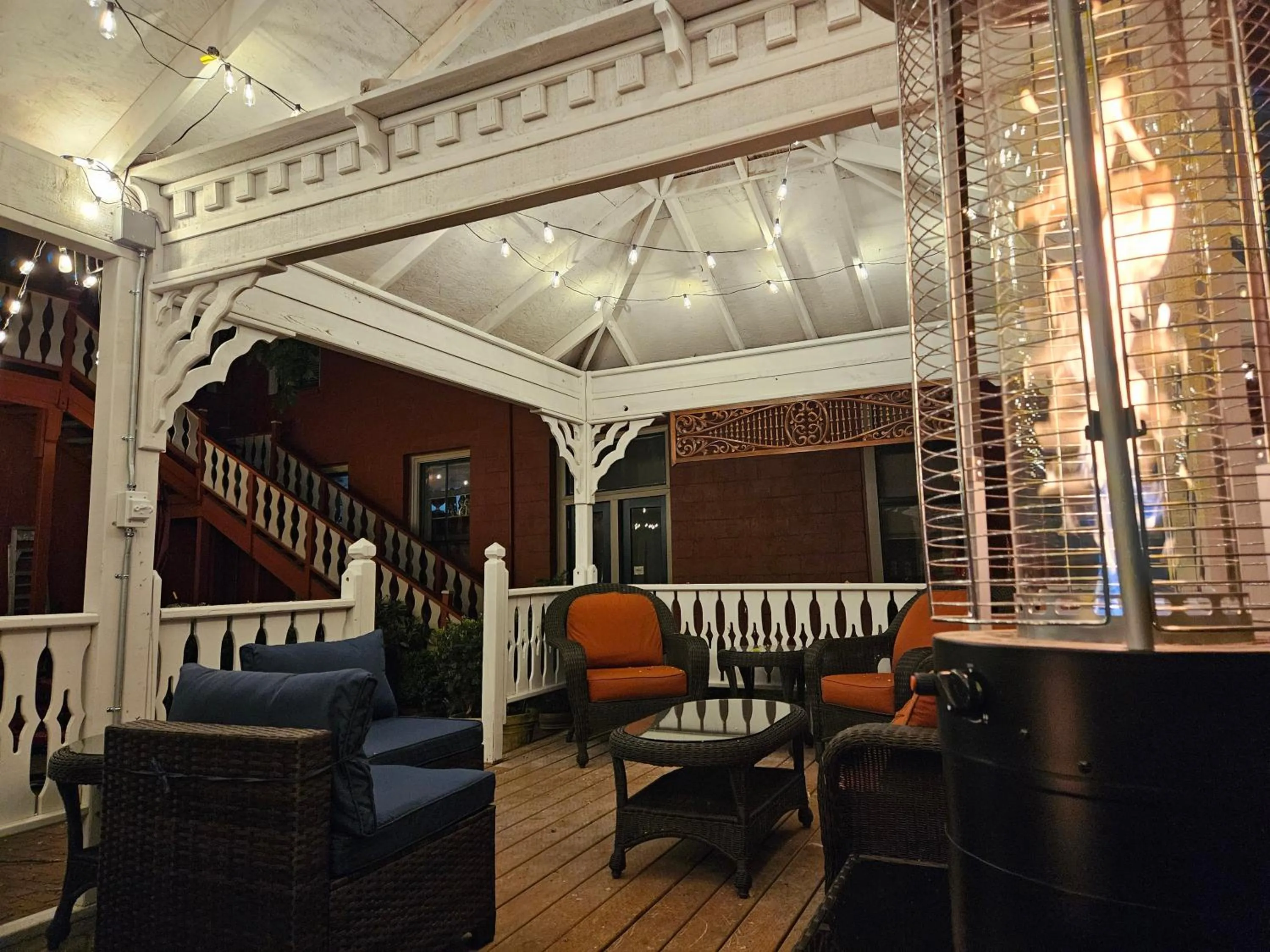 Seating area in Hotel Planter